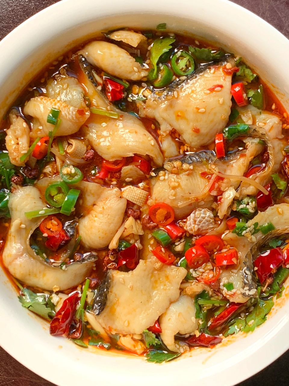 真的超喜欢下饭的水煮菜,今天吃麻辣水煮鱼 鱼片嫩滑软软的,加了很多