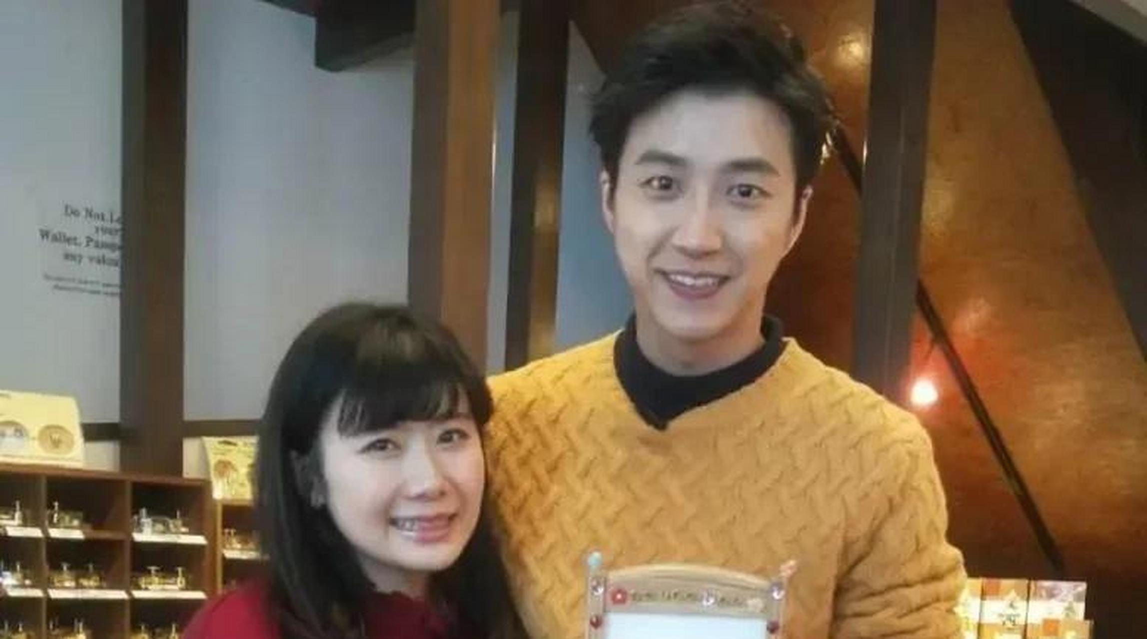 百家号星火计划# 根据日本媒体报道,与福原爱约会的男子今年27岁,从