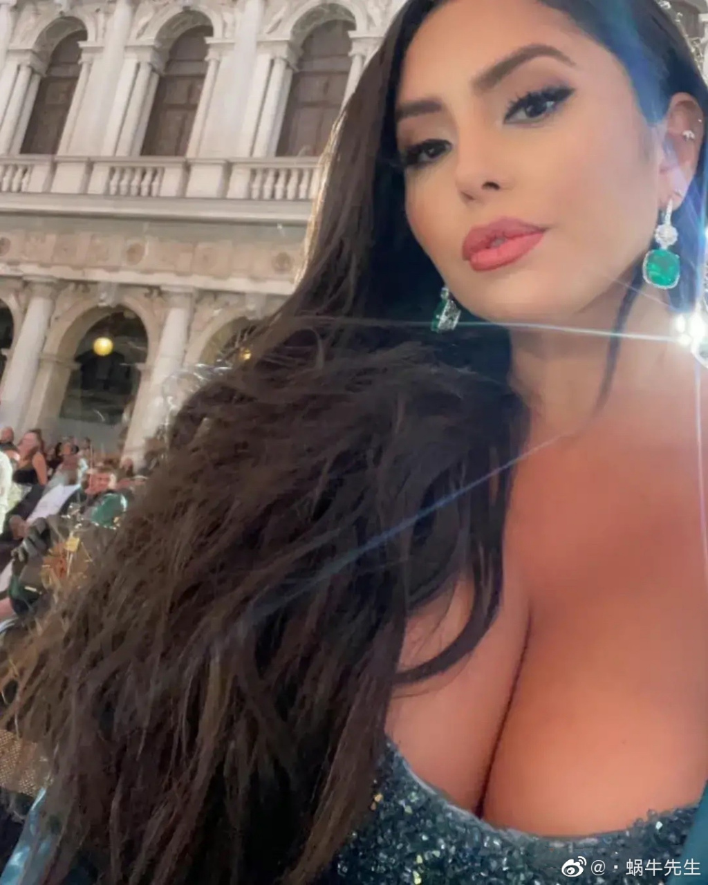 科嫂,挺好的 瓦妮莎更新ins,去和科比曾经到过的地方,见和科比共同的