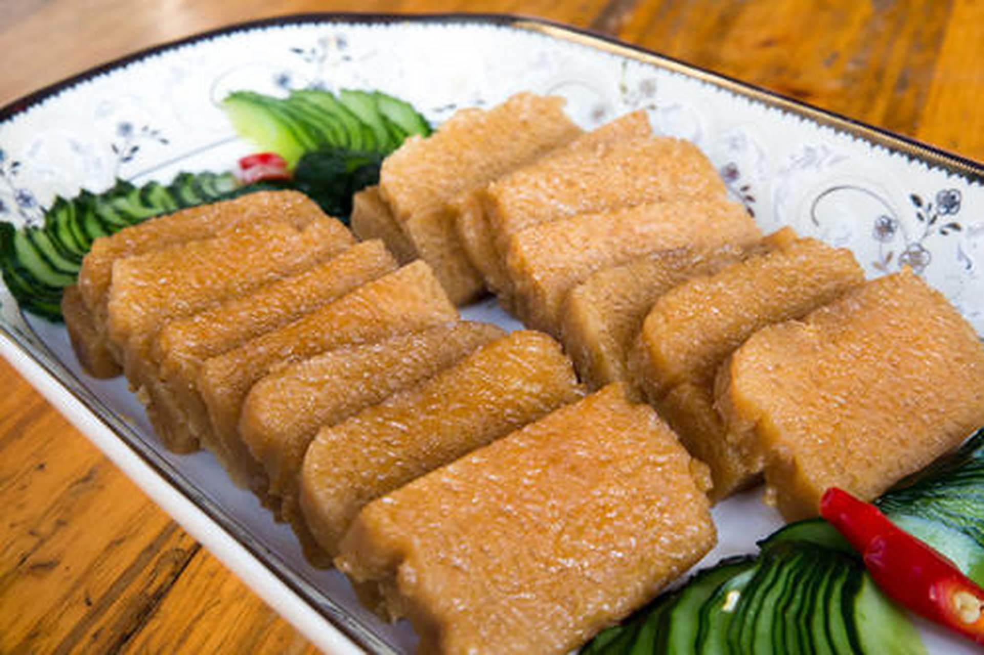 吃进林黄粑,心里感到甜滋滋的,所以,它深得人们的喜爱.