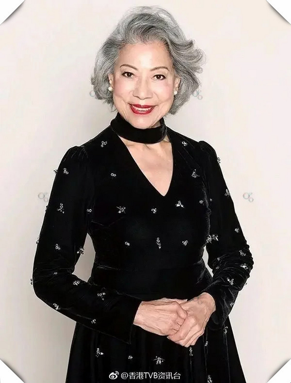 香港鬼后罗兰,在tvb新剧中展现出精神矍铄的魅力