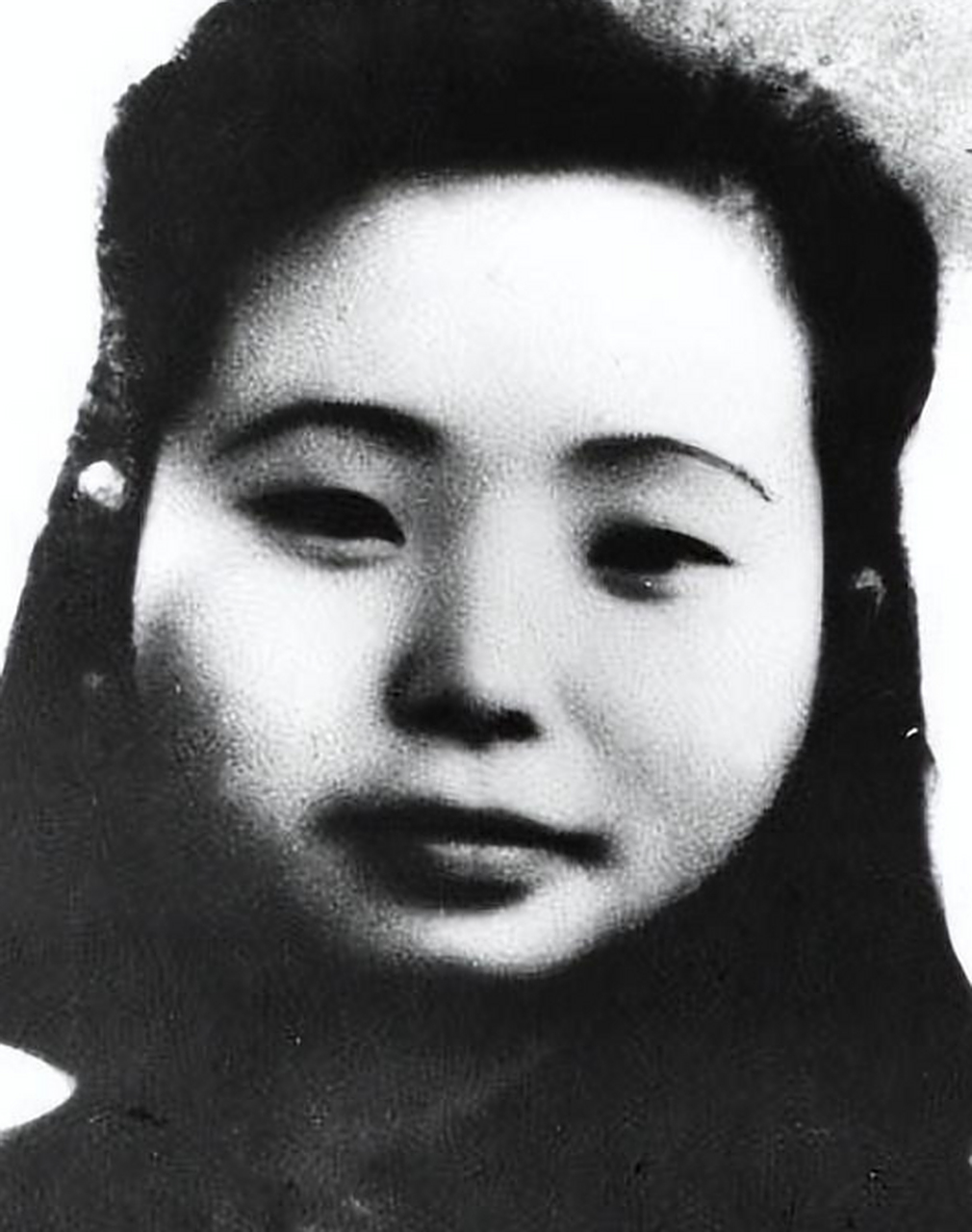 革命烈士江姐独子彭云,长大后定居美国成终身教授,为何不回国?