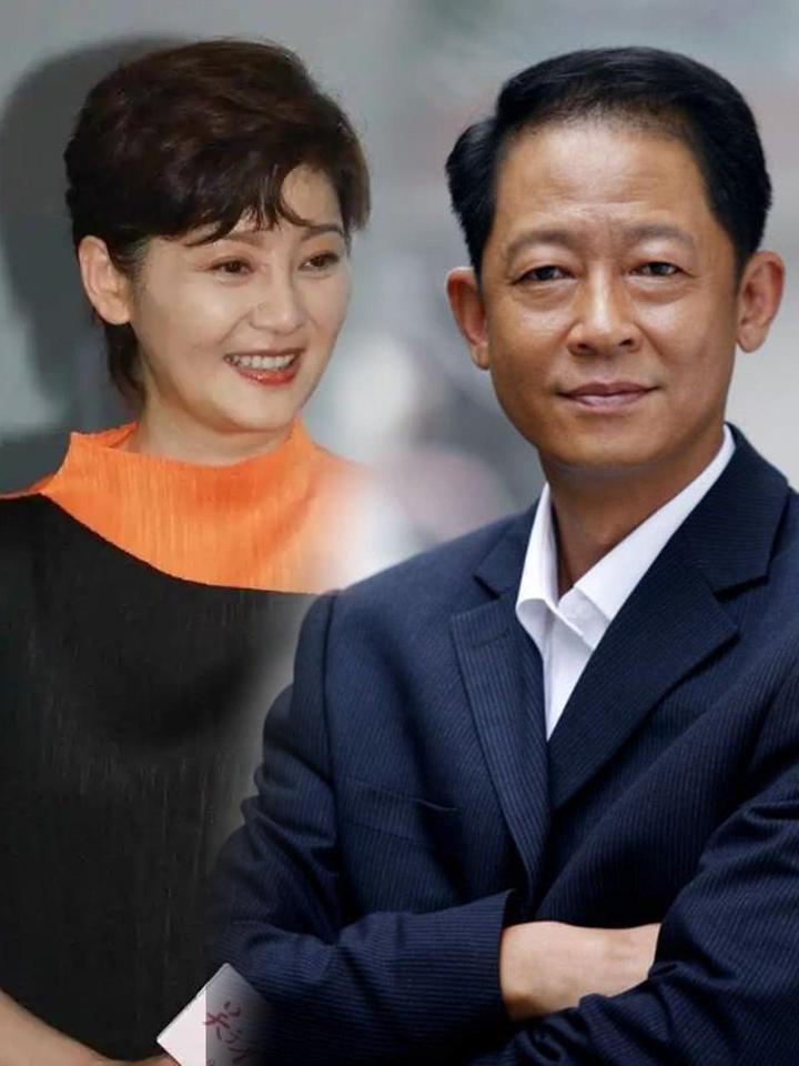 1988年,王志文将徐帆的行李扔出门外,指着徐帆怒吼:"赶紧滚,我再也不