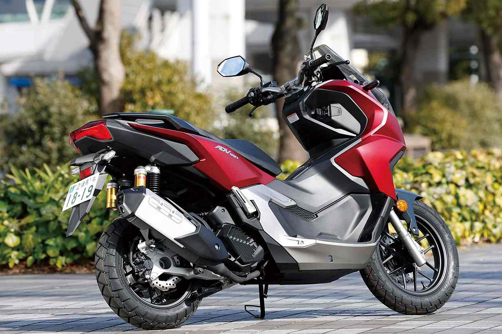 本田全新的adv160简直是从内到外脱胎换骨.