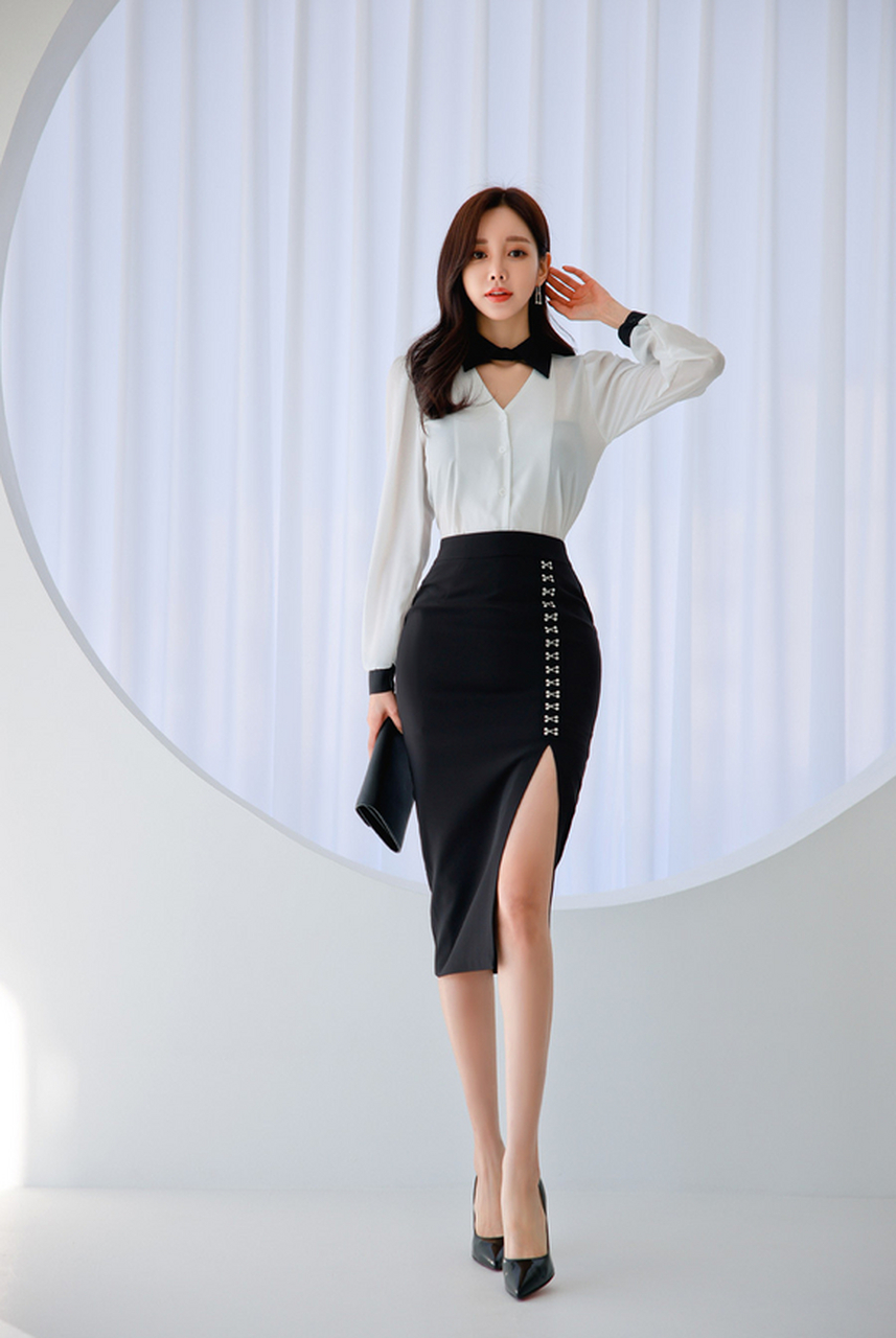 美人图鉴孙允珠:维多利亚黑白幻色分衩雪纺裙)