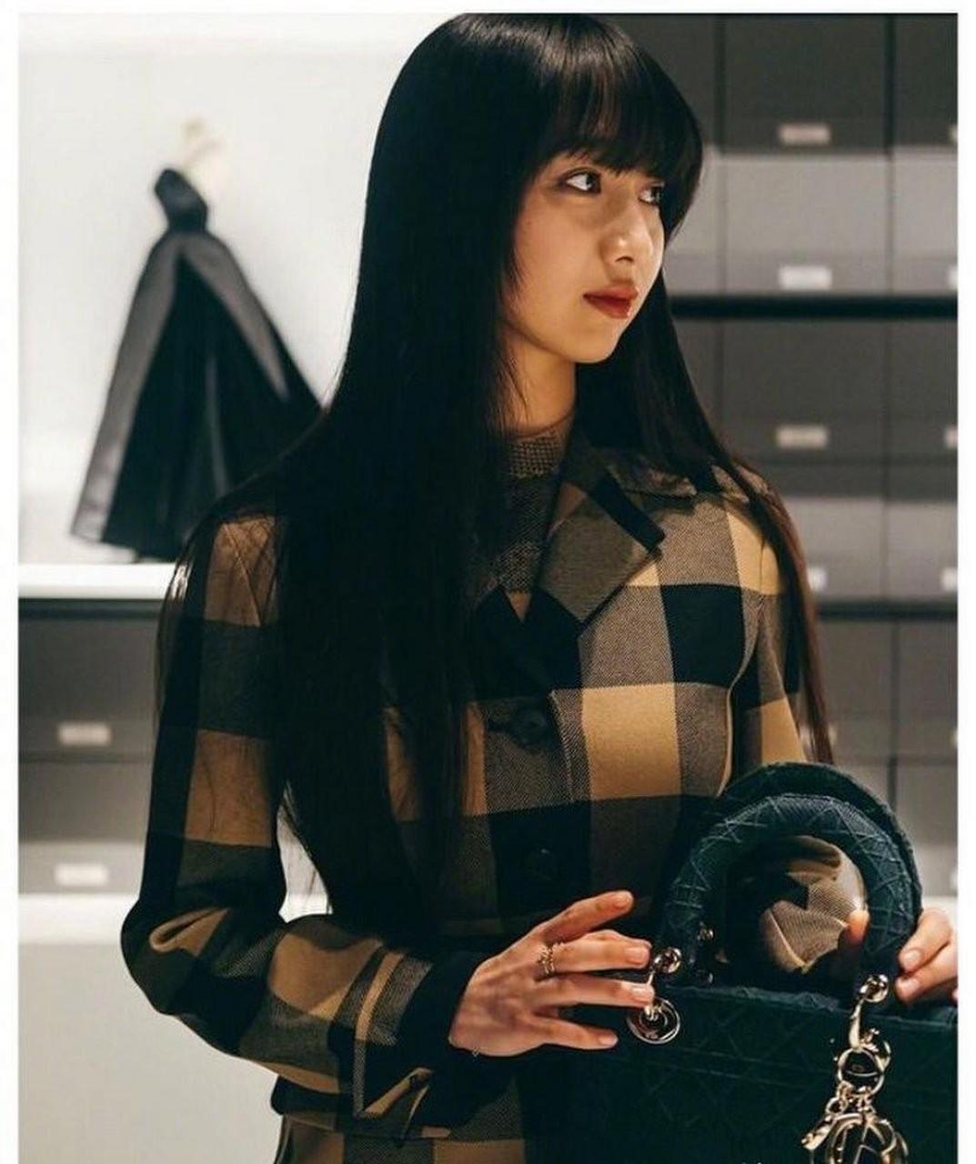 木村拓哉大女儿木村心美登杂志封面宣布出道,姐姐明显脸要比光希圆润