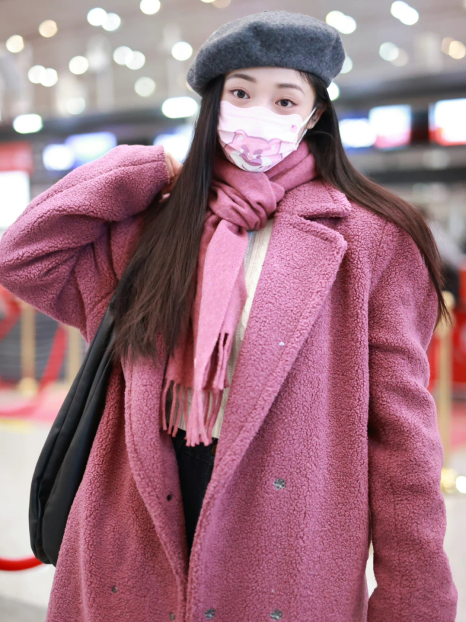 周洁琼机场私服穿搭|帅气又时髦,日常不出错