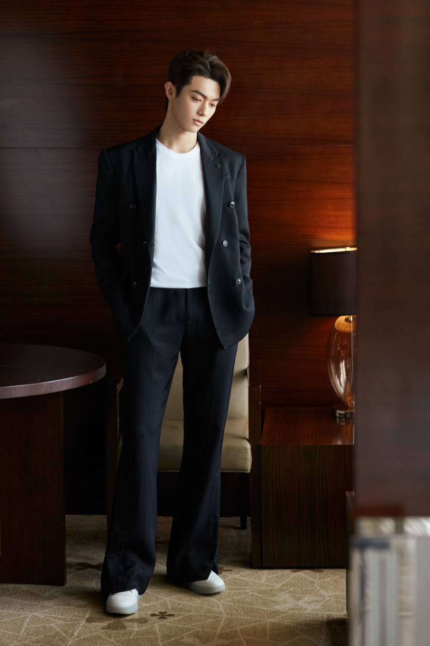 今日份靓仔上线!许凯新浪扫楼!