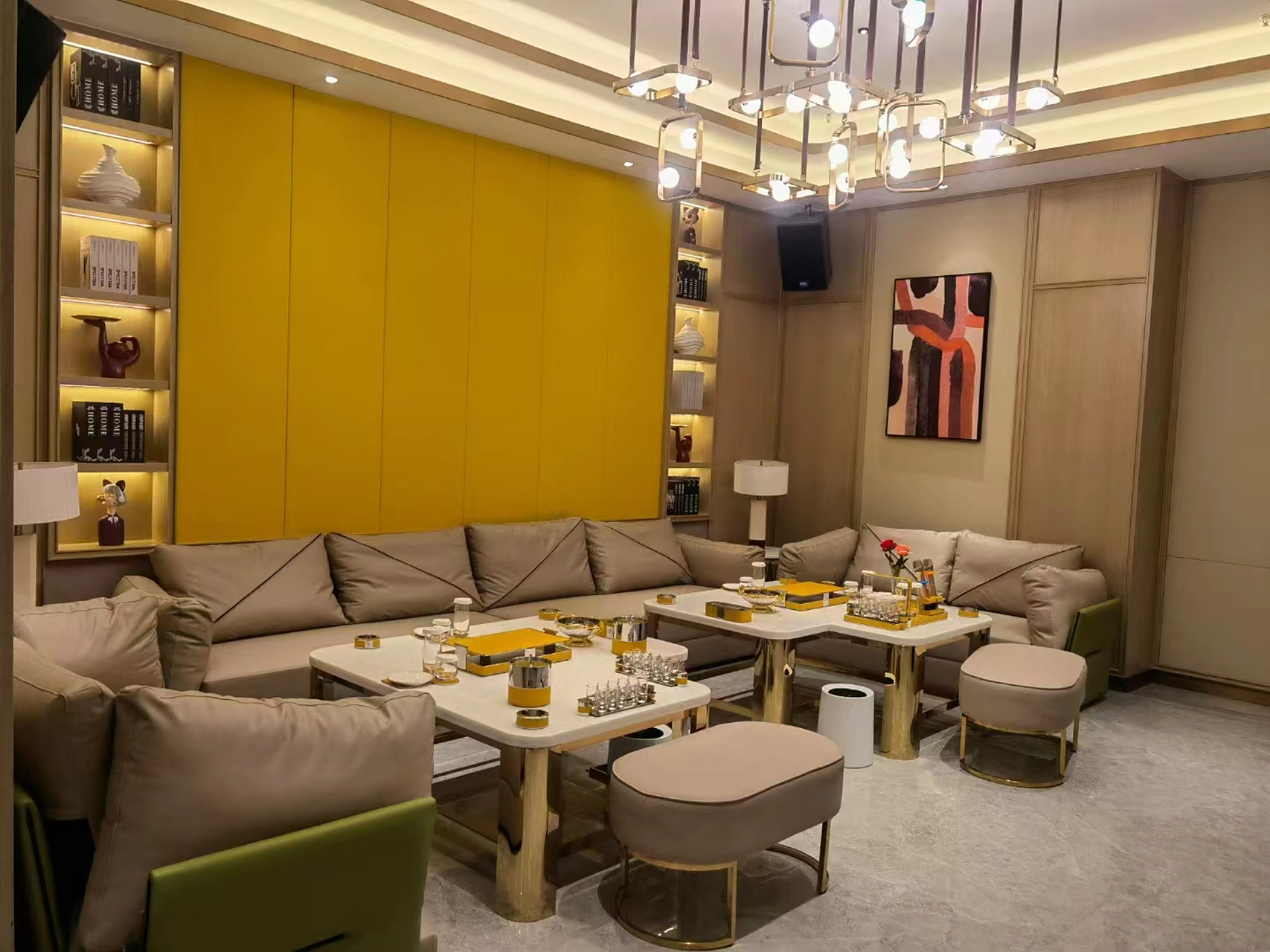 杭州丽音会ktv环境档次怎么样#点开头像即可预订# 独特的一键式17寸