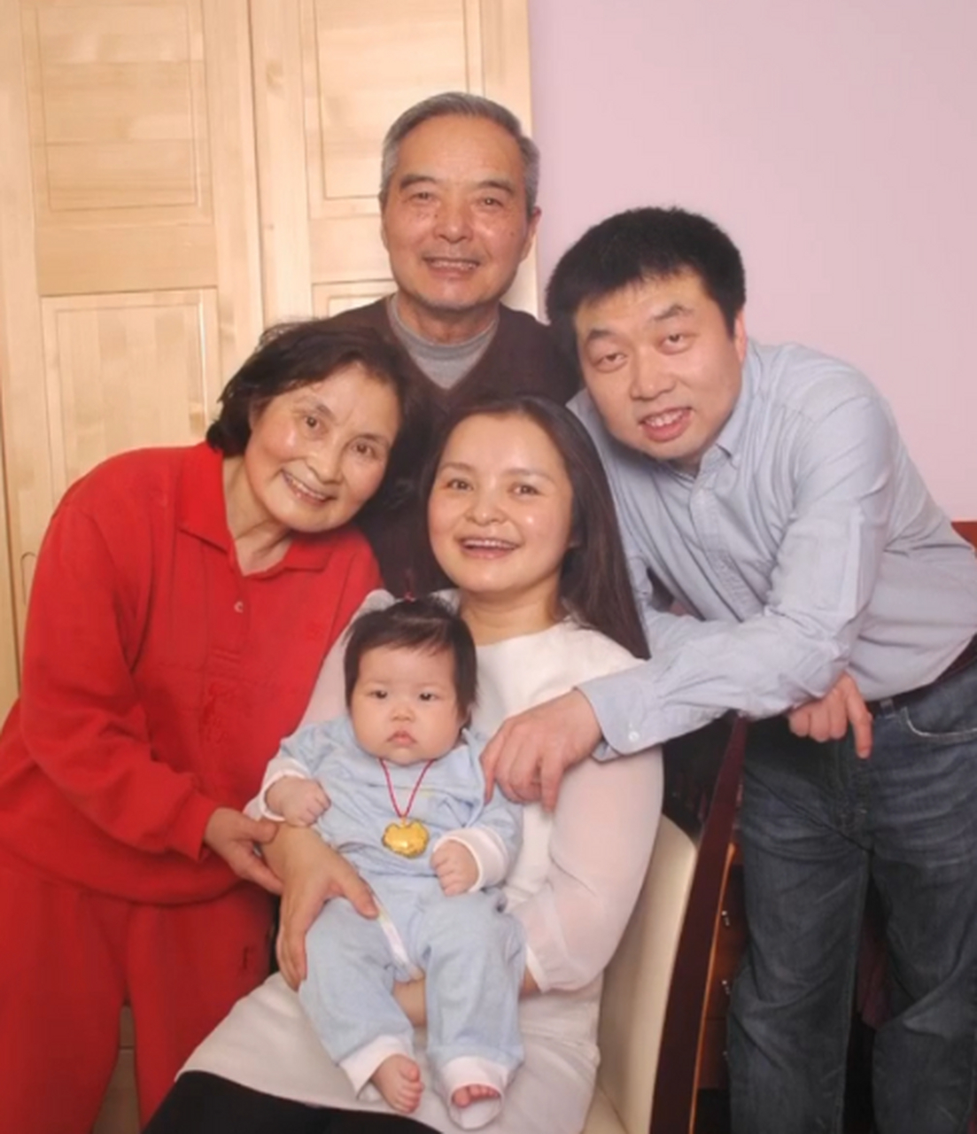 吴碧霞:父亲重病让她成长,感恩丈夫一路陪伴,成名不忘家乡常德
