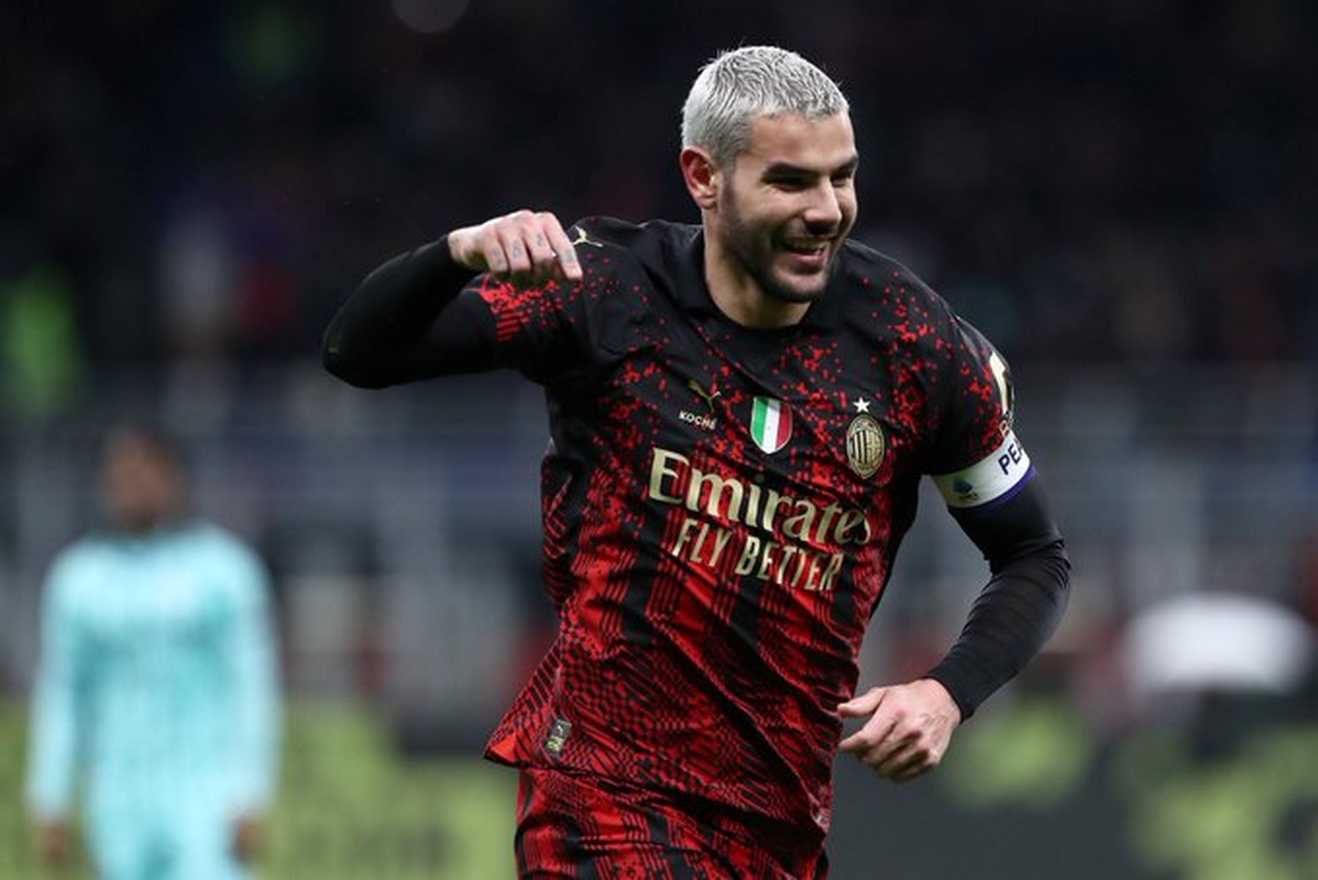 特奥·埃尔南德斯:"我希望尽可能长时间地留在 ac 米兰". "未来?