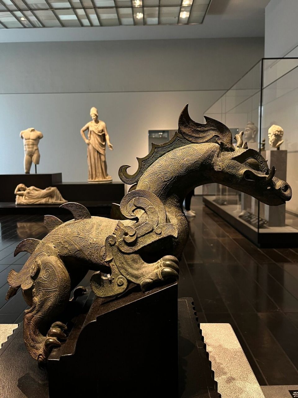 震撼6015阿布扎比·卢浮宫镇馆之宝-中国龙