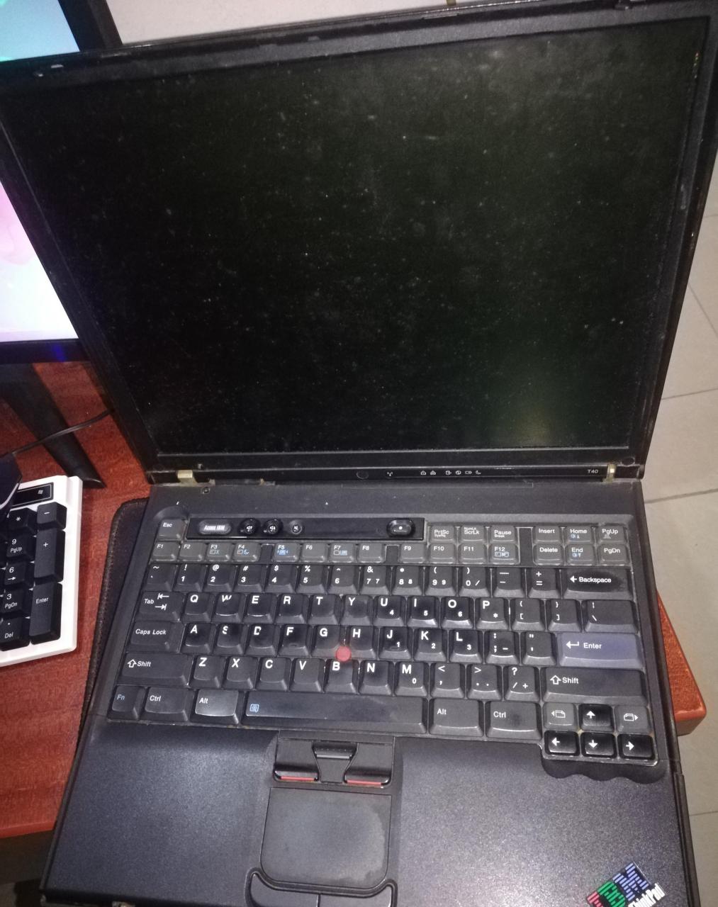 用了十几年的ibm thinkpad  t40目前开不了机,还能修吗?