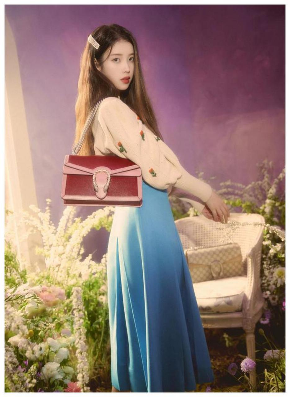 韩国国民妹妹—iu李知恩绝美海报