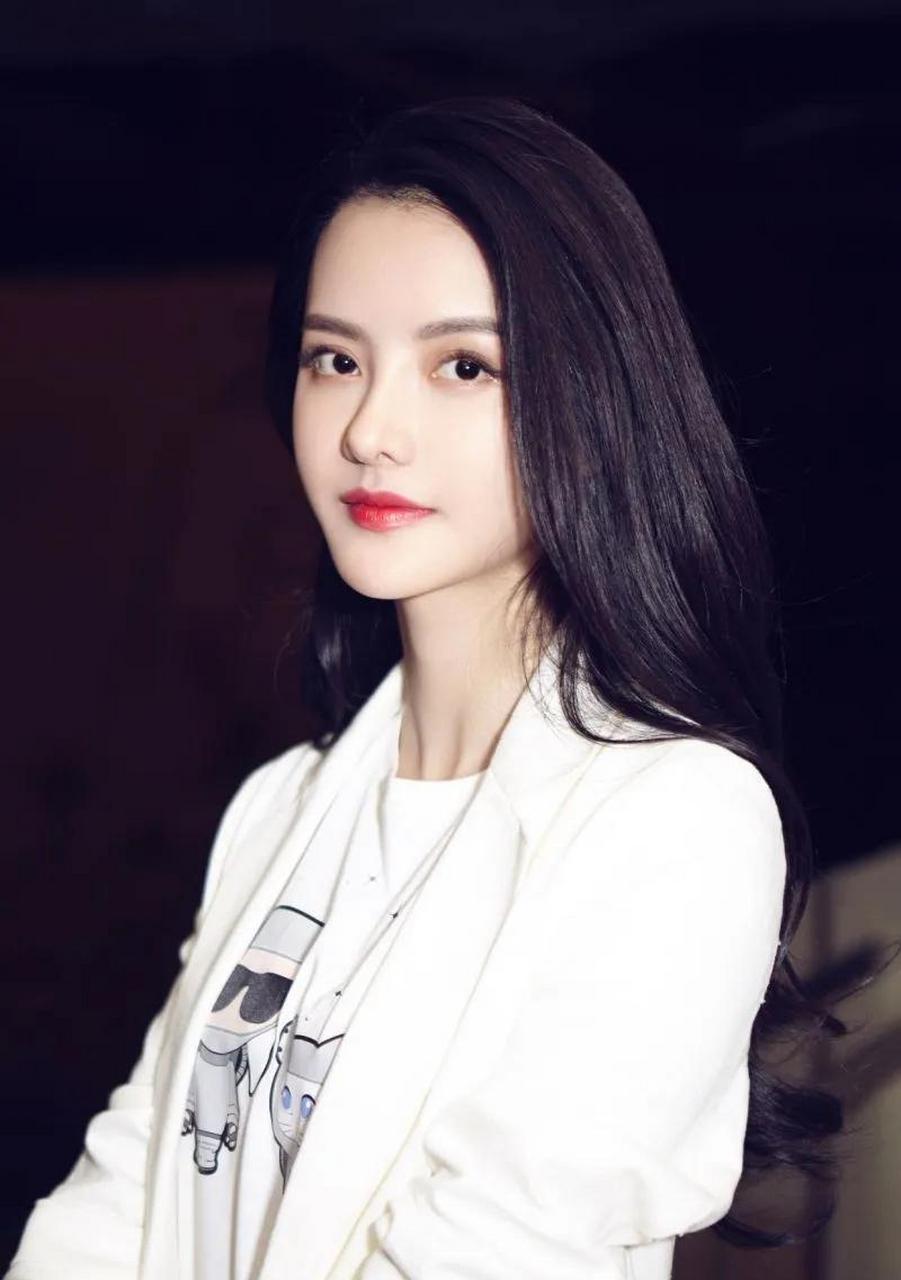 张芷溪,演员,代表作《宸汐缘》,《大军师司马懿之军师联盟》,《制造