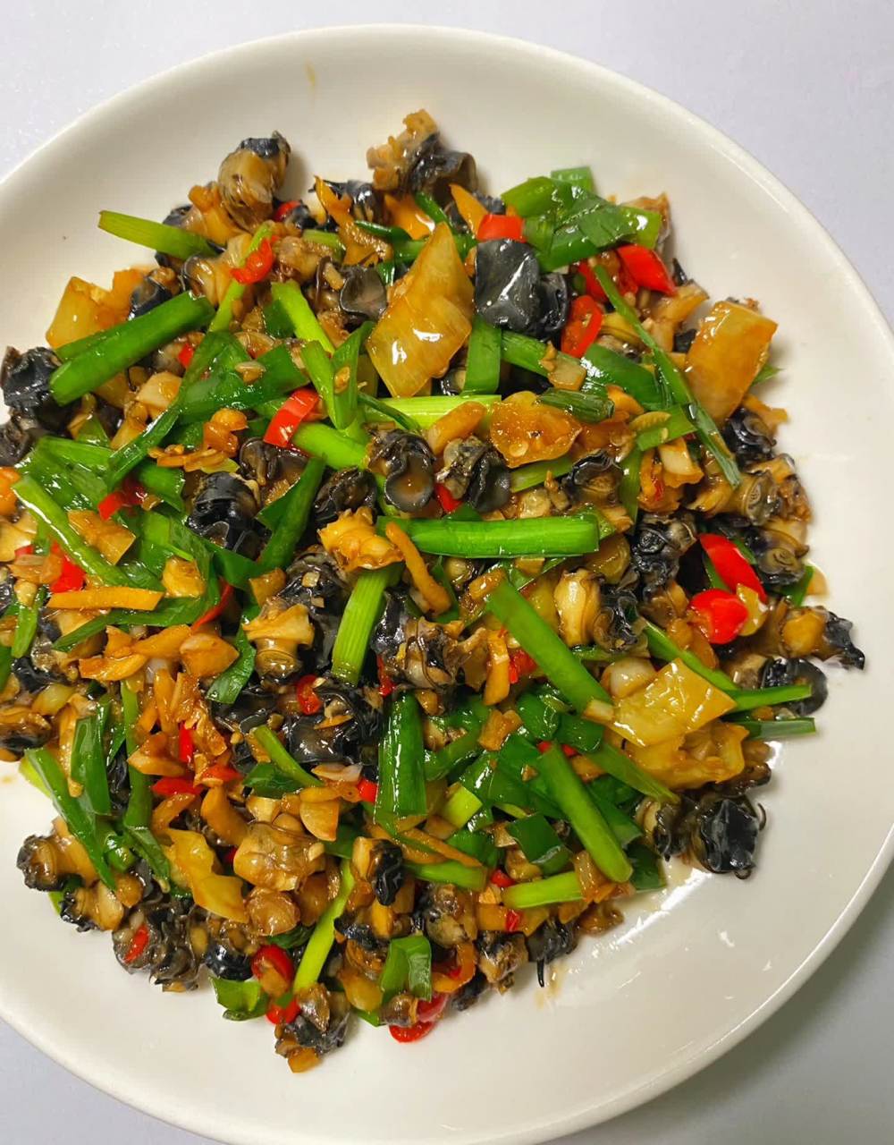 这是我第一次吃炸螺肉? 这难道不是下饭的好方法吗?