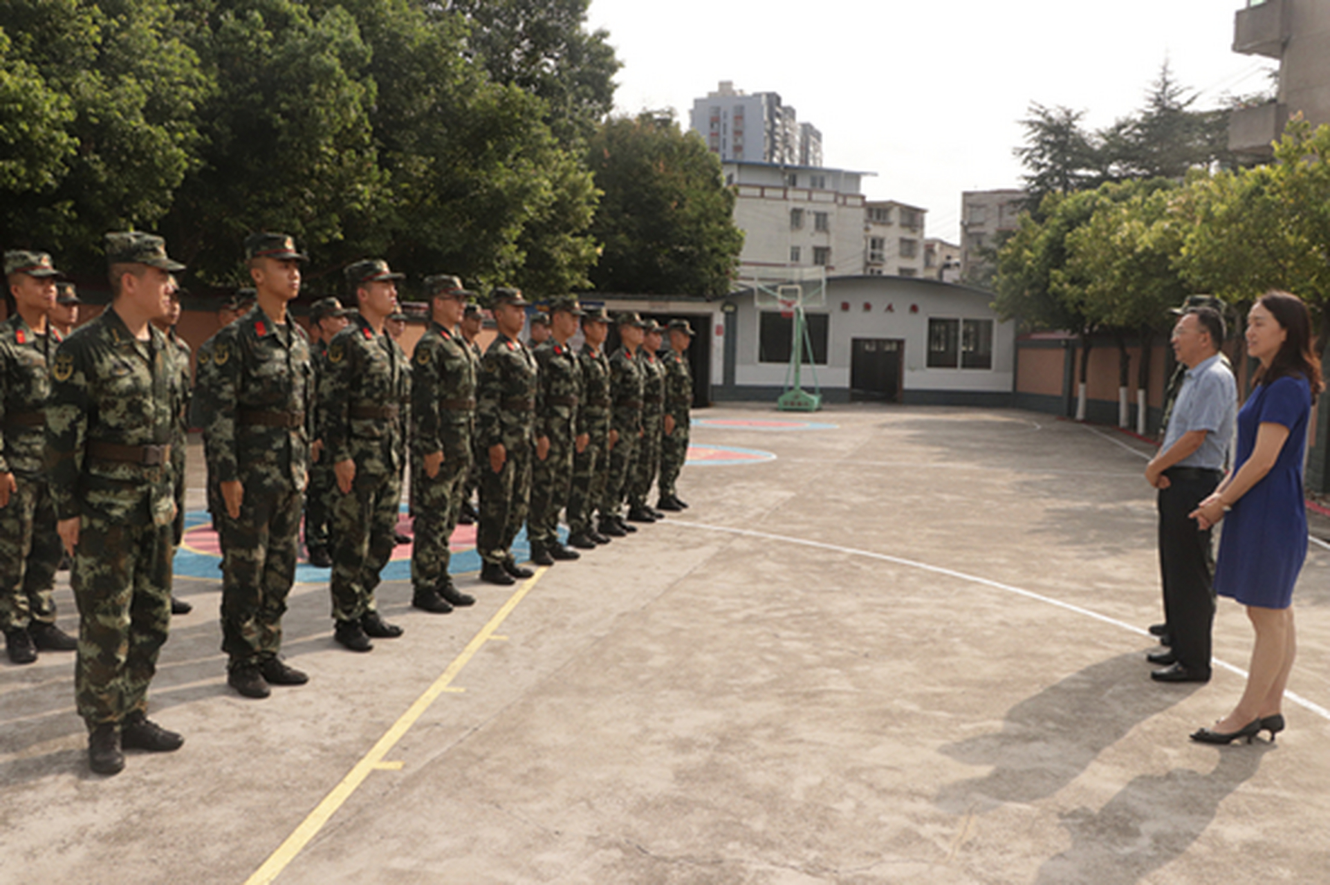 广元头条#【王尔敏带队开展"八·一"节前慰问活动】"八·一"建军节