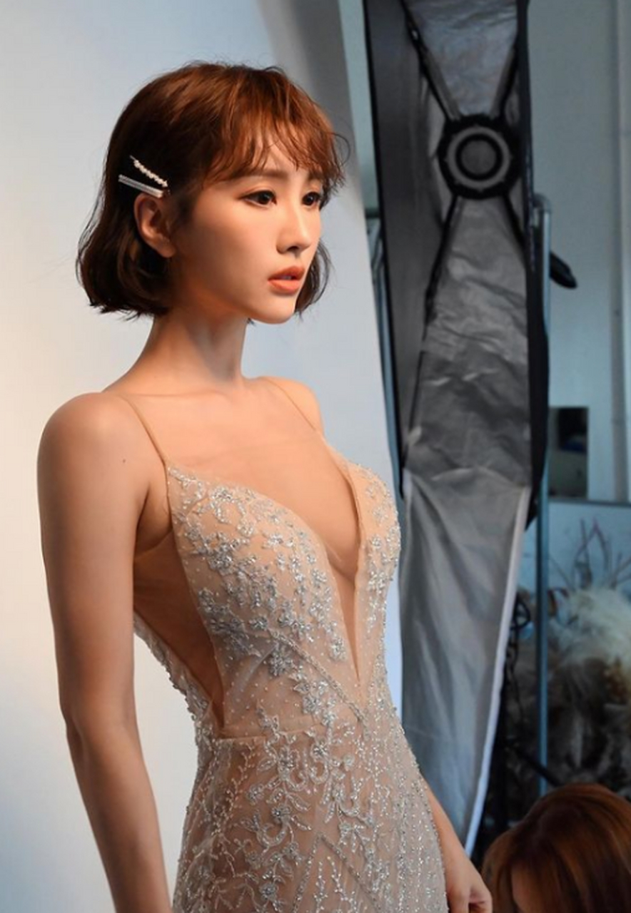 娱乐星闻速递# 逆生长的"爆炸糖"陈静,港片的最后一位"风情女主"