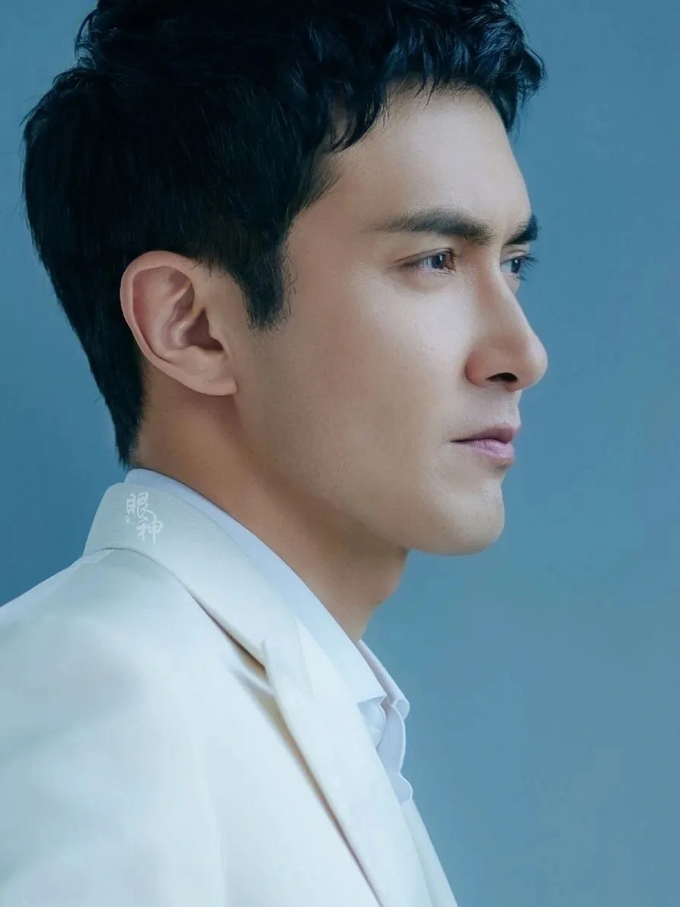 高伟光有一个感情很稳定的老婆,两人在一起很久了,所以网传的各种cp都