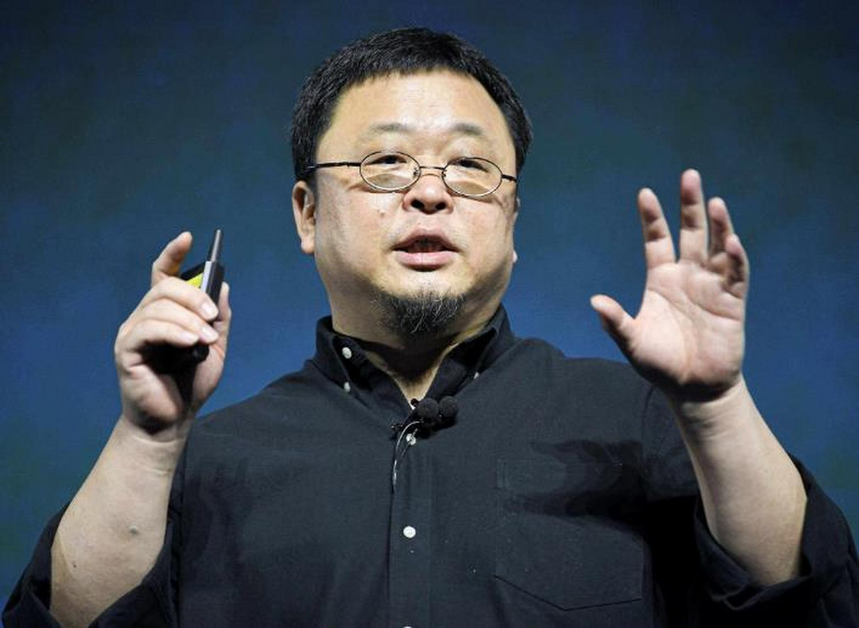 罗永浩讲过一个非常现实又人性的观点,那就是子女挣