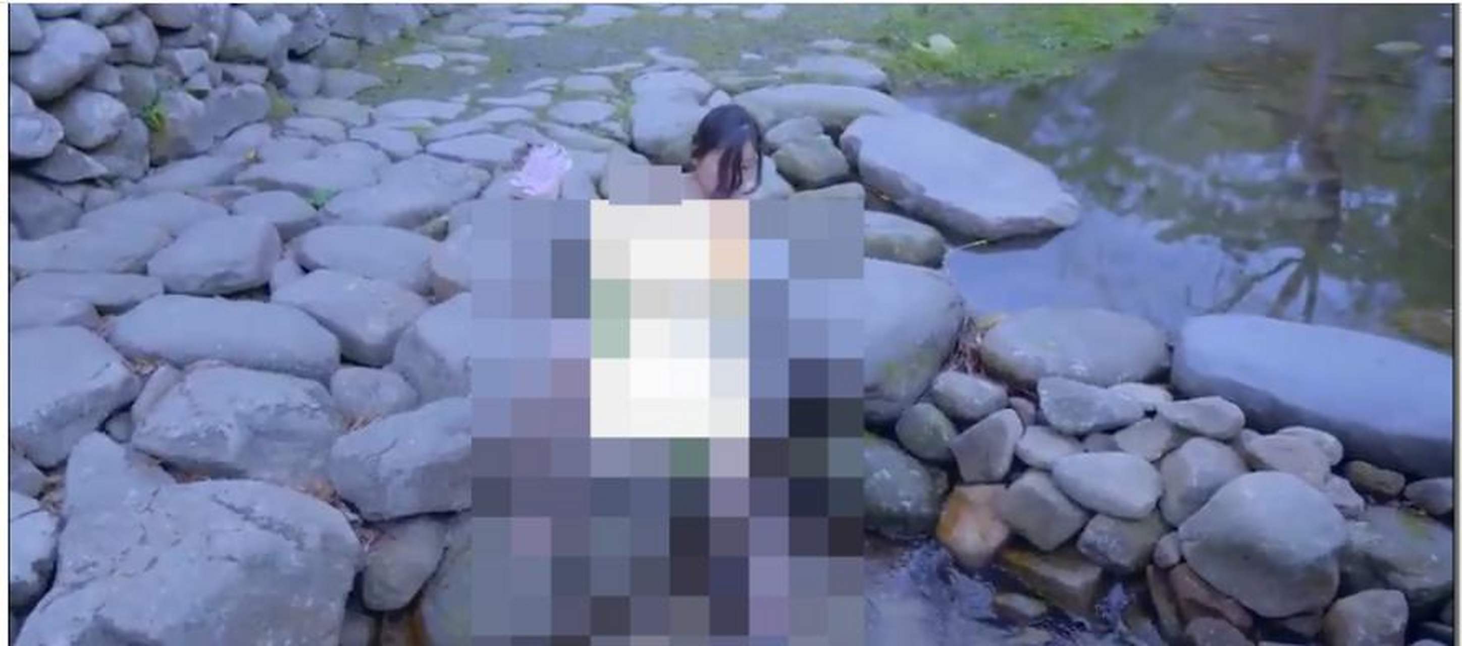 百家号星火计划# 一个女的,在宜家,拍了一段非常不雅的视频