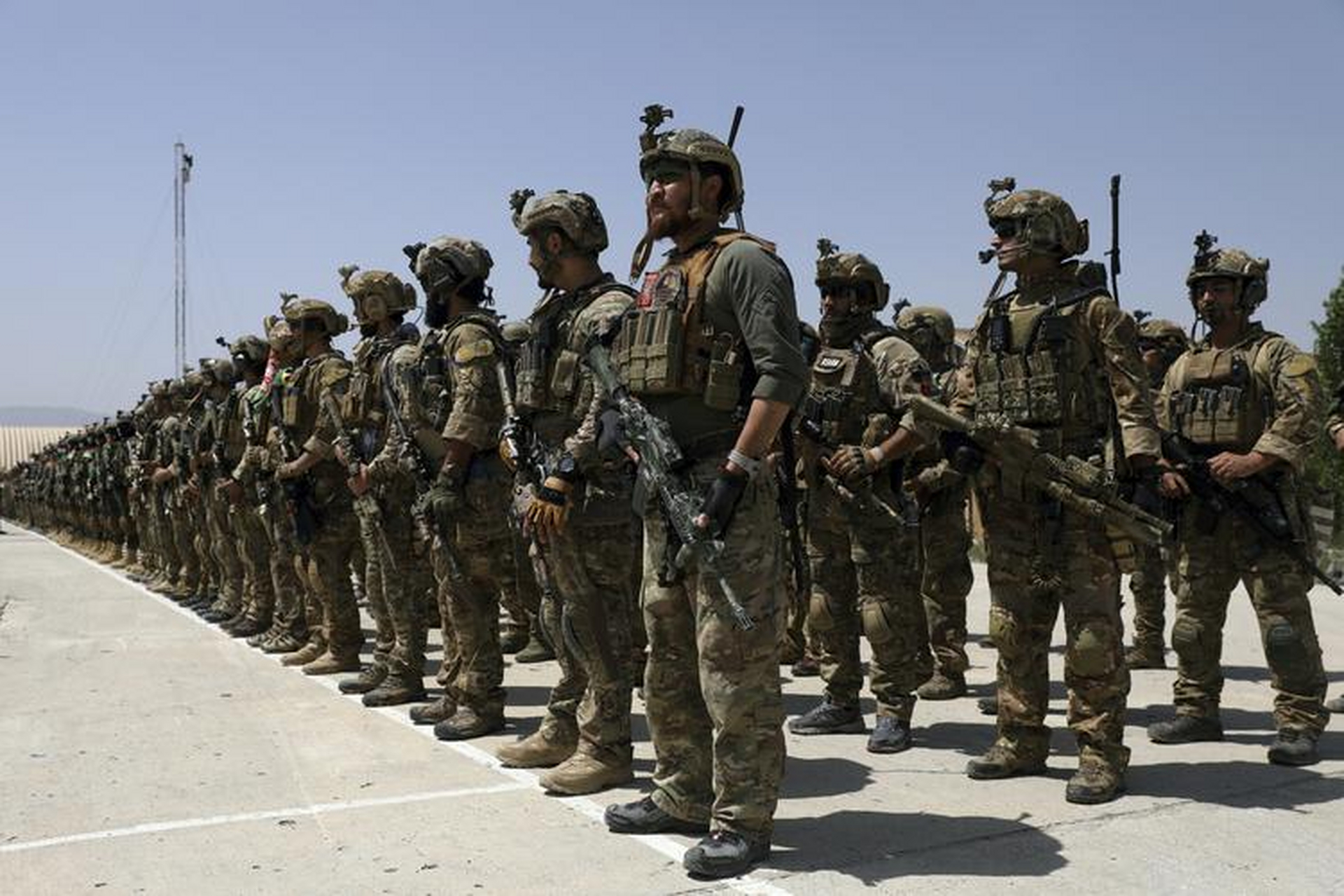 俄罗斯迎来援军,阿富汗特战队前来报道,西方雇佣兵遇到对手了