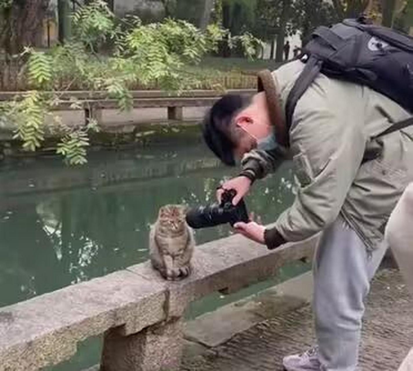 搞笑图片怎样拍图片