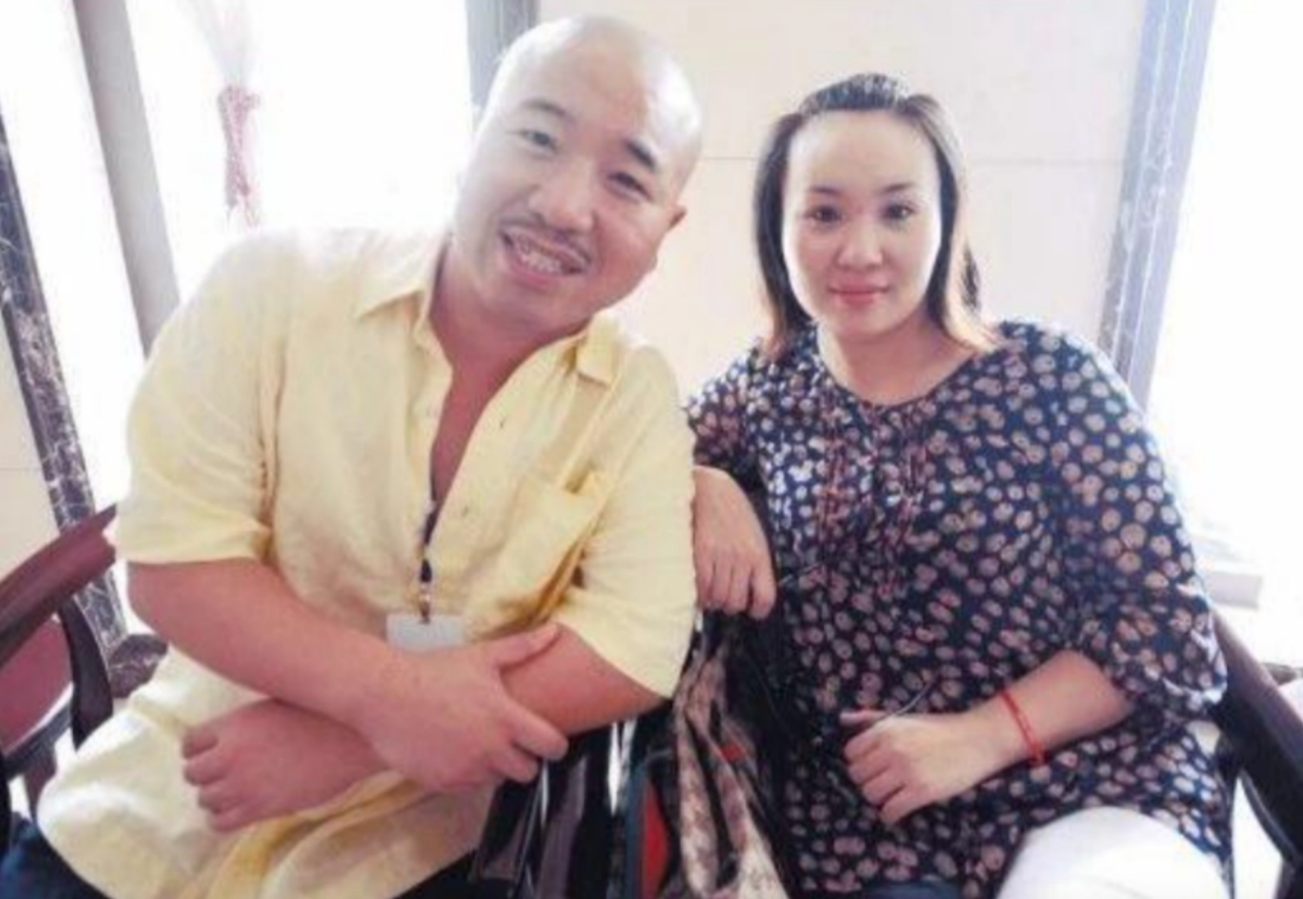 一次,王小利对妻子温美玲提出离婚,他们已经结婚七年.