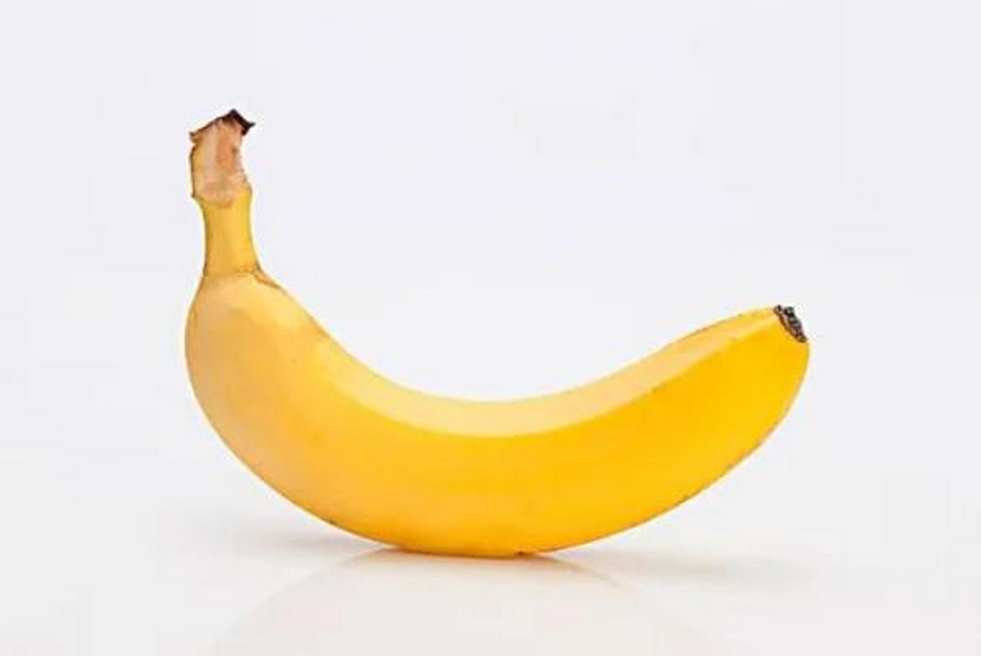 此外,将弯曲的香蕉切开,香味更浓郁