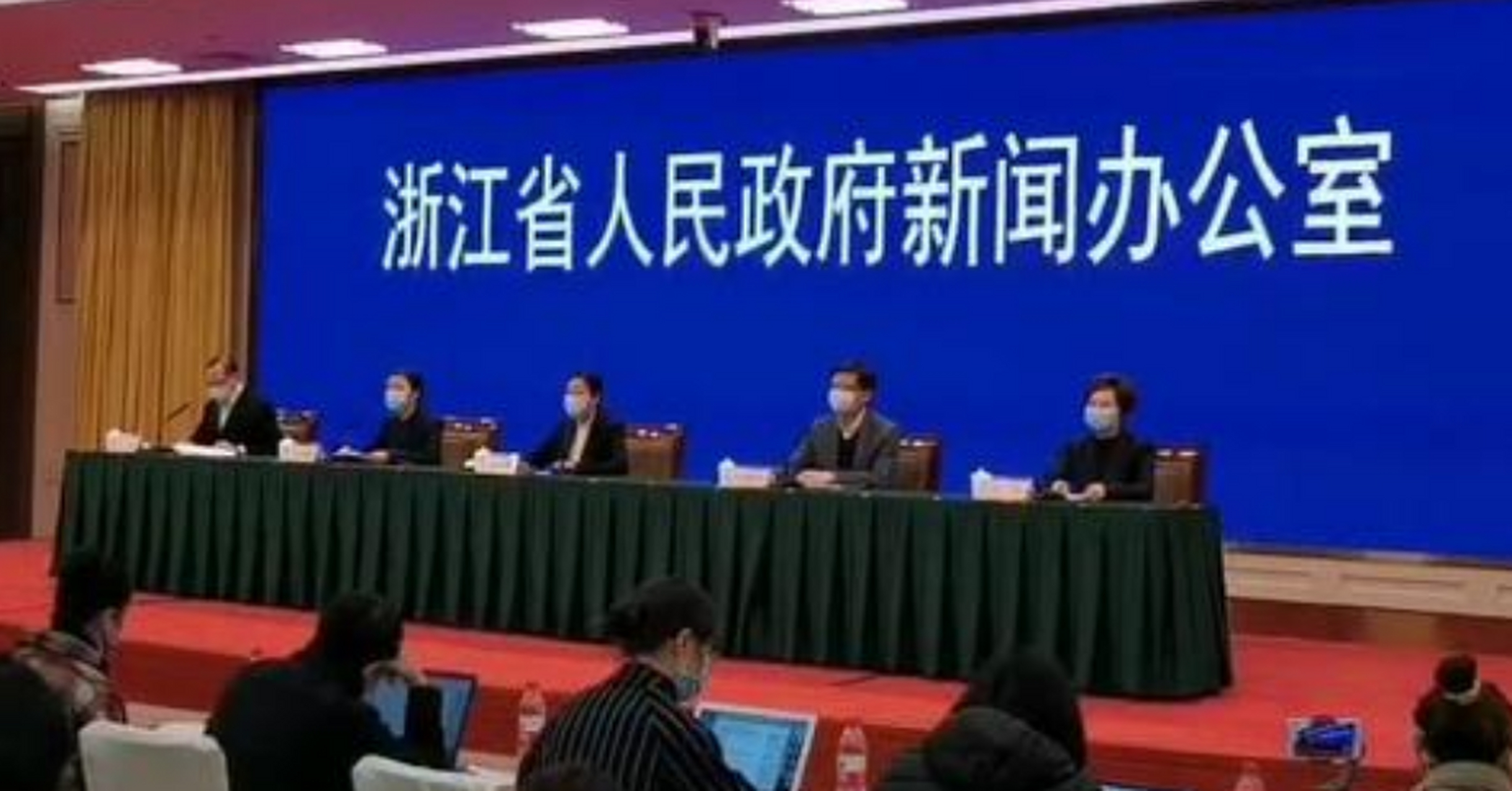 浙江阳性人数日新增突破100万,预计元旦前后进入高位平台期,将在春节