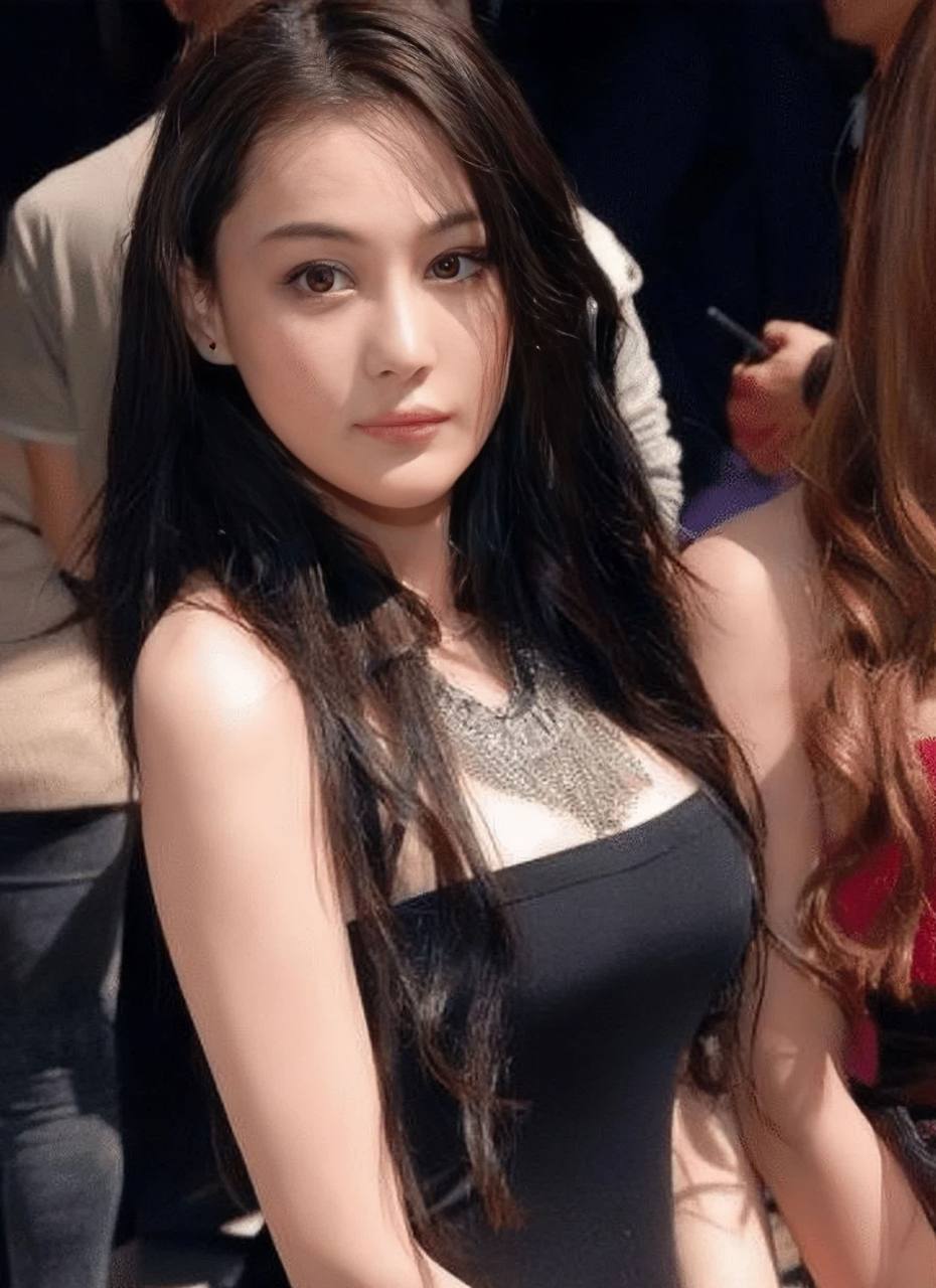 不得不佩服李晨的眼光. 他的前女友个个都是美女. 张薇安.