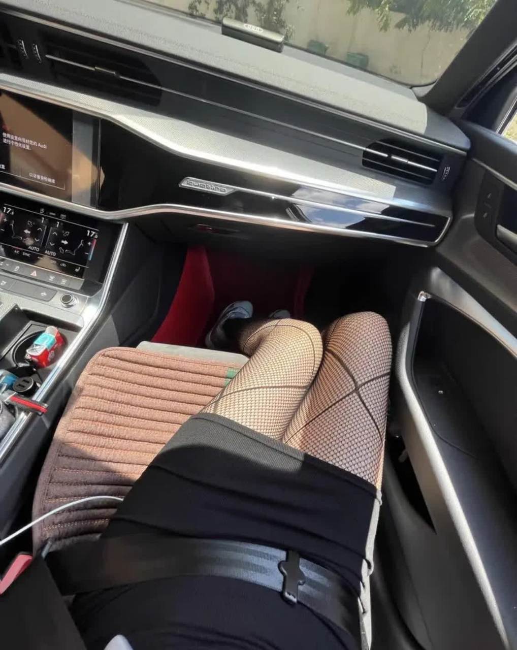 看图猜车,这是什么车?[开心]