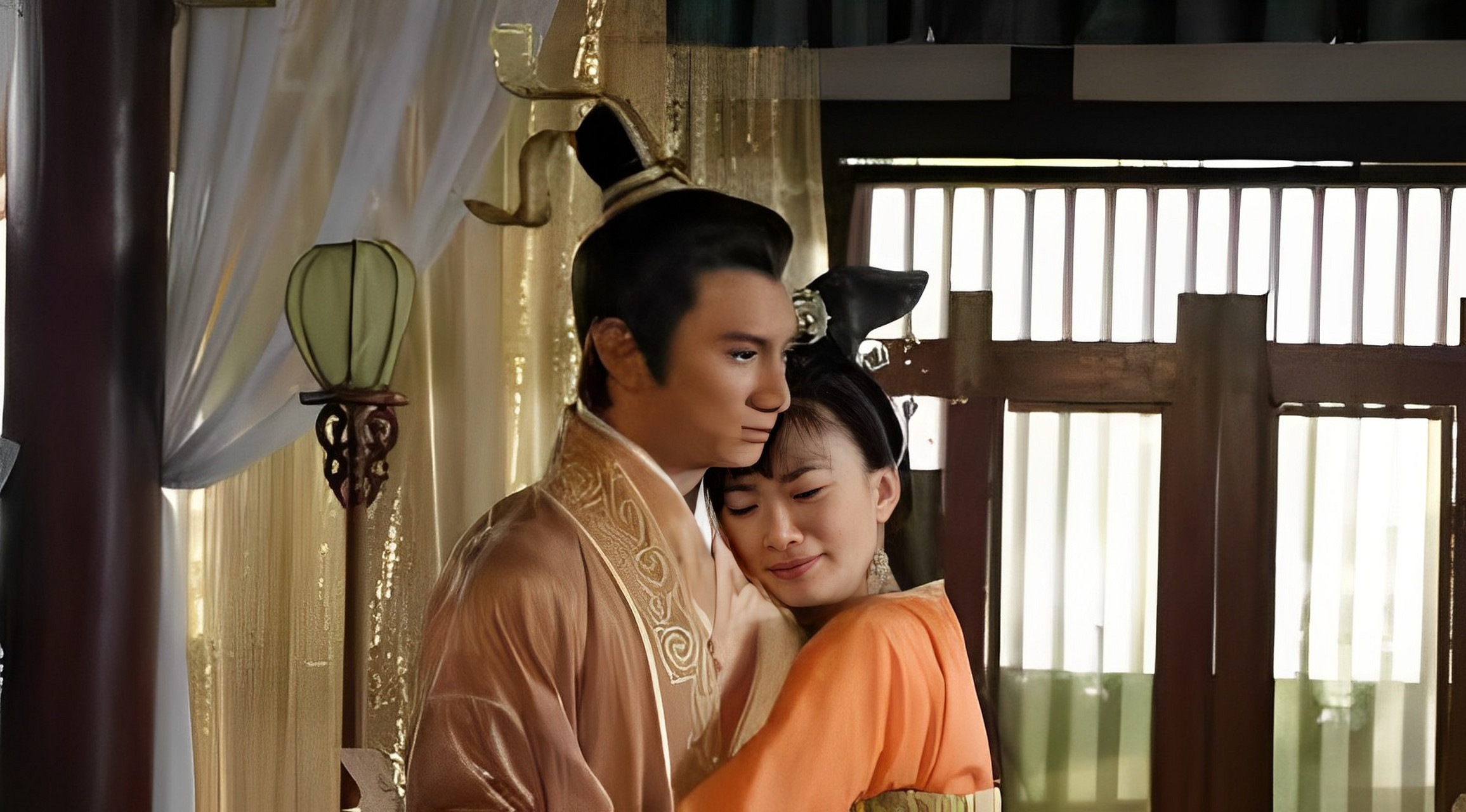 在那些年里,南唐后主李煜和小周后被带到汴京.