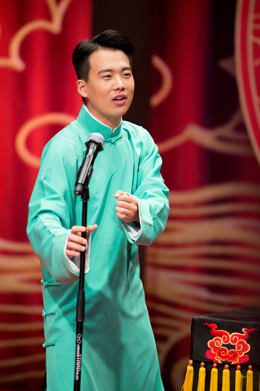 郭麒麟:我不合群,没有爱好.