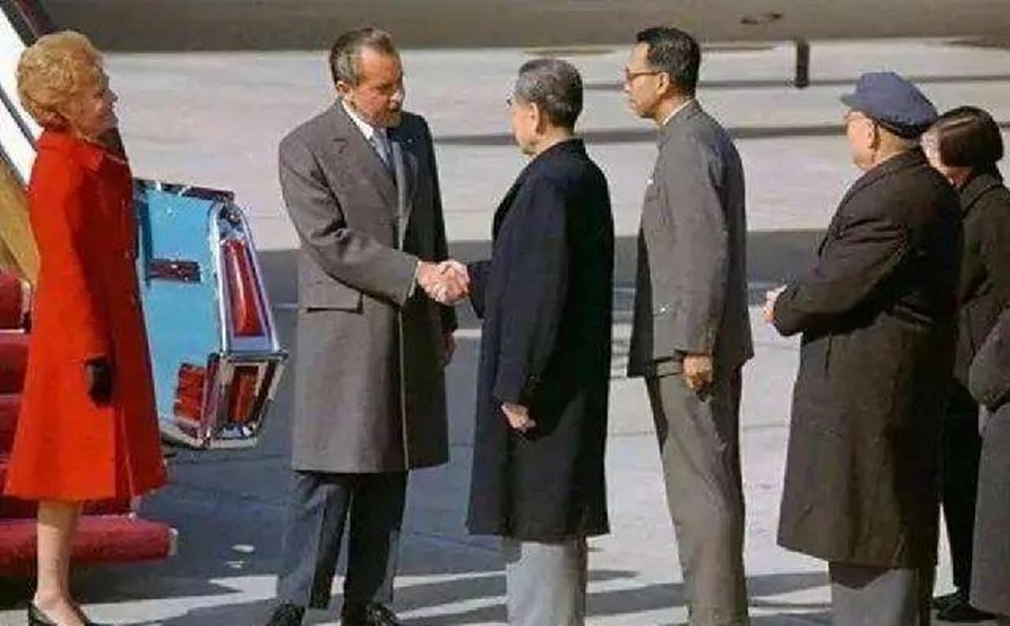 1971年7月8日,美国国务卿基辛格奉命访问巴基斯坦,在巴总统叶海亚·汗