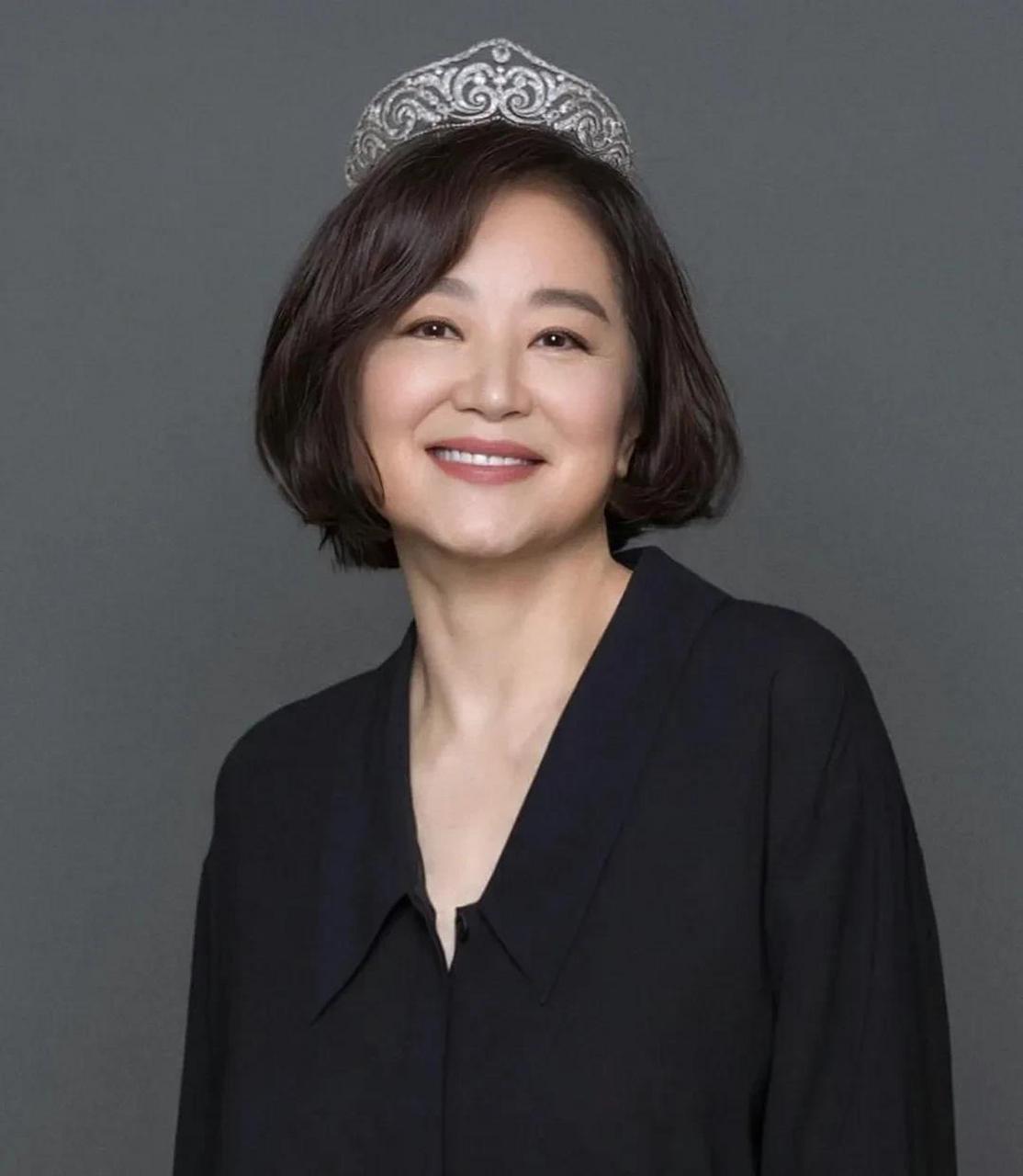 他爱的,不过只是征服东南亚第- - 美女的虚荣  我