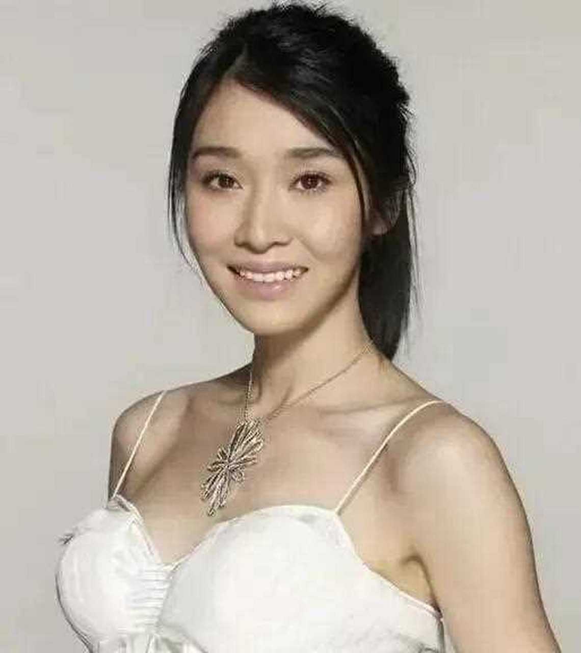 著名演员陈丽娜又是一位颜值被低估了的美女!