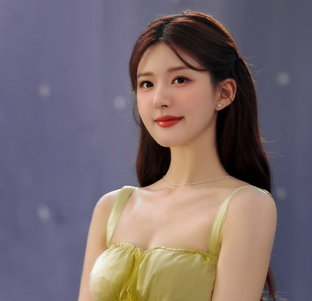 快乐开心,娇俏灵动的小仙女#赵露思# 花枝招展,人见人爱的邻家小妹.