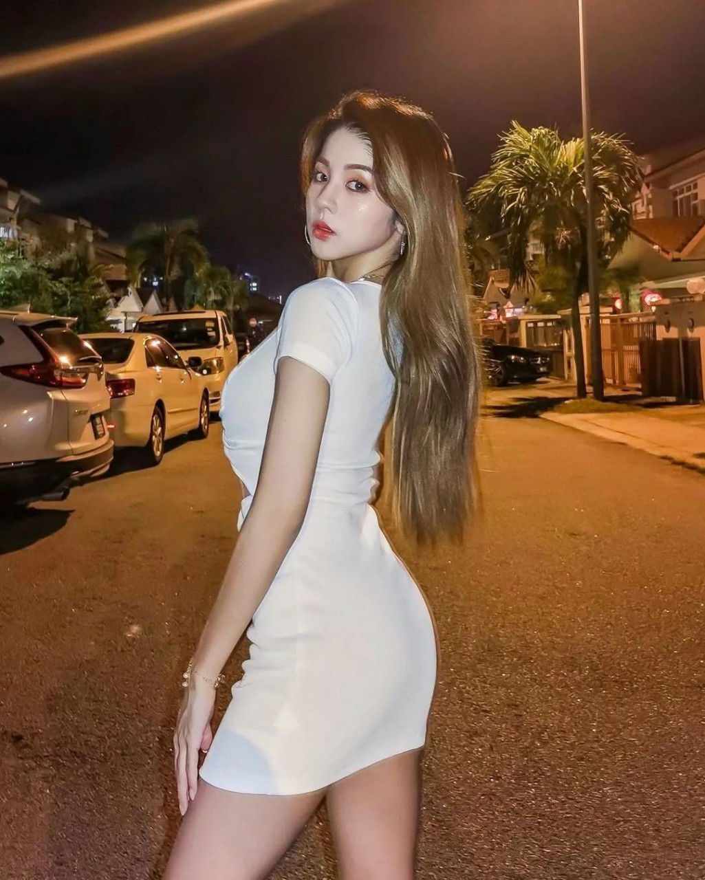 马来西亚网红mika,拥有高贵气质的高冷女神