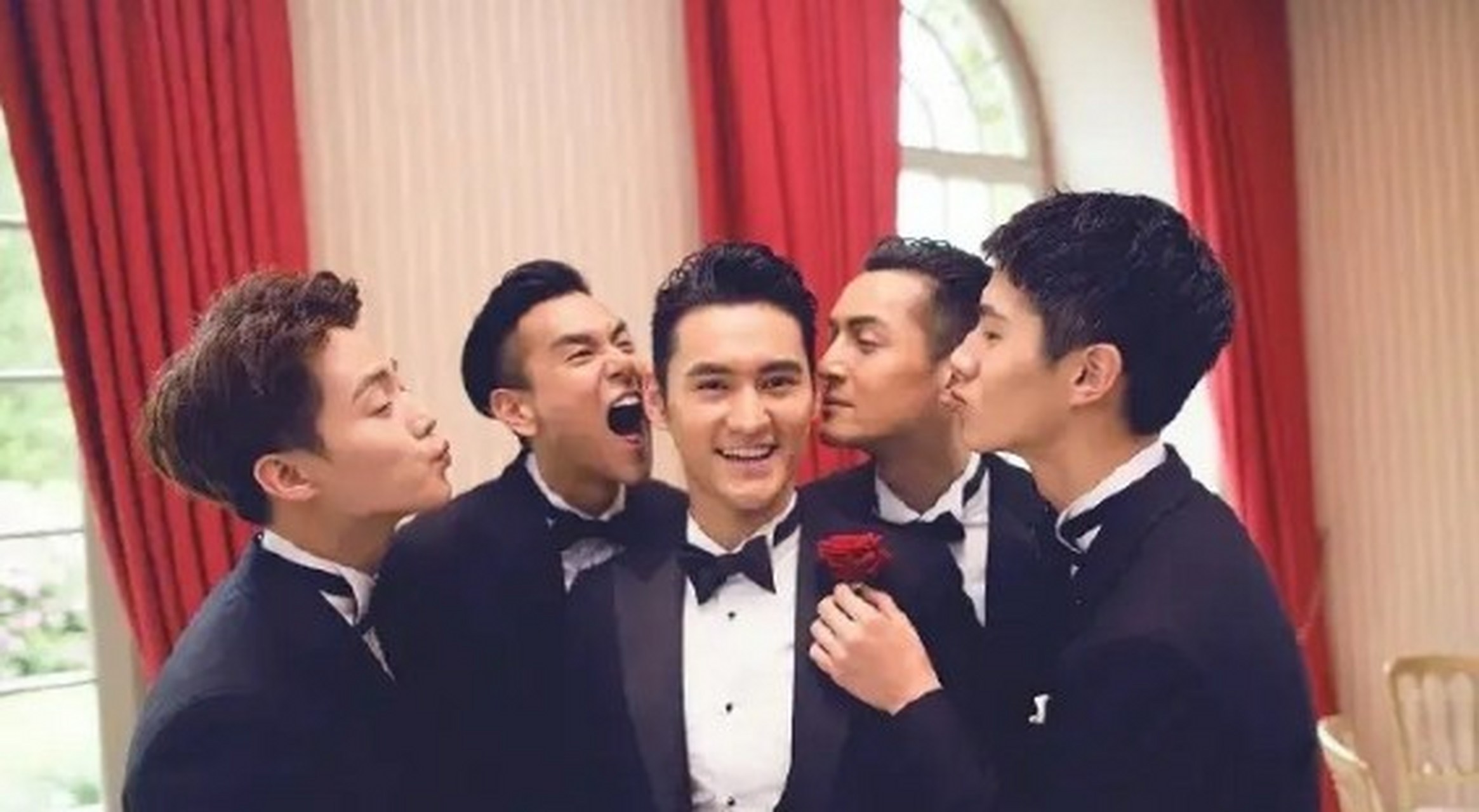 网友:娱乐圈结了那么多次婚,袁弘的伴郎团至今无人超越吧?