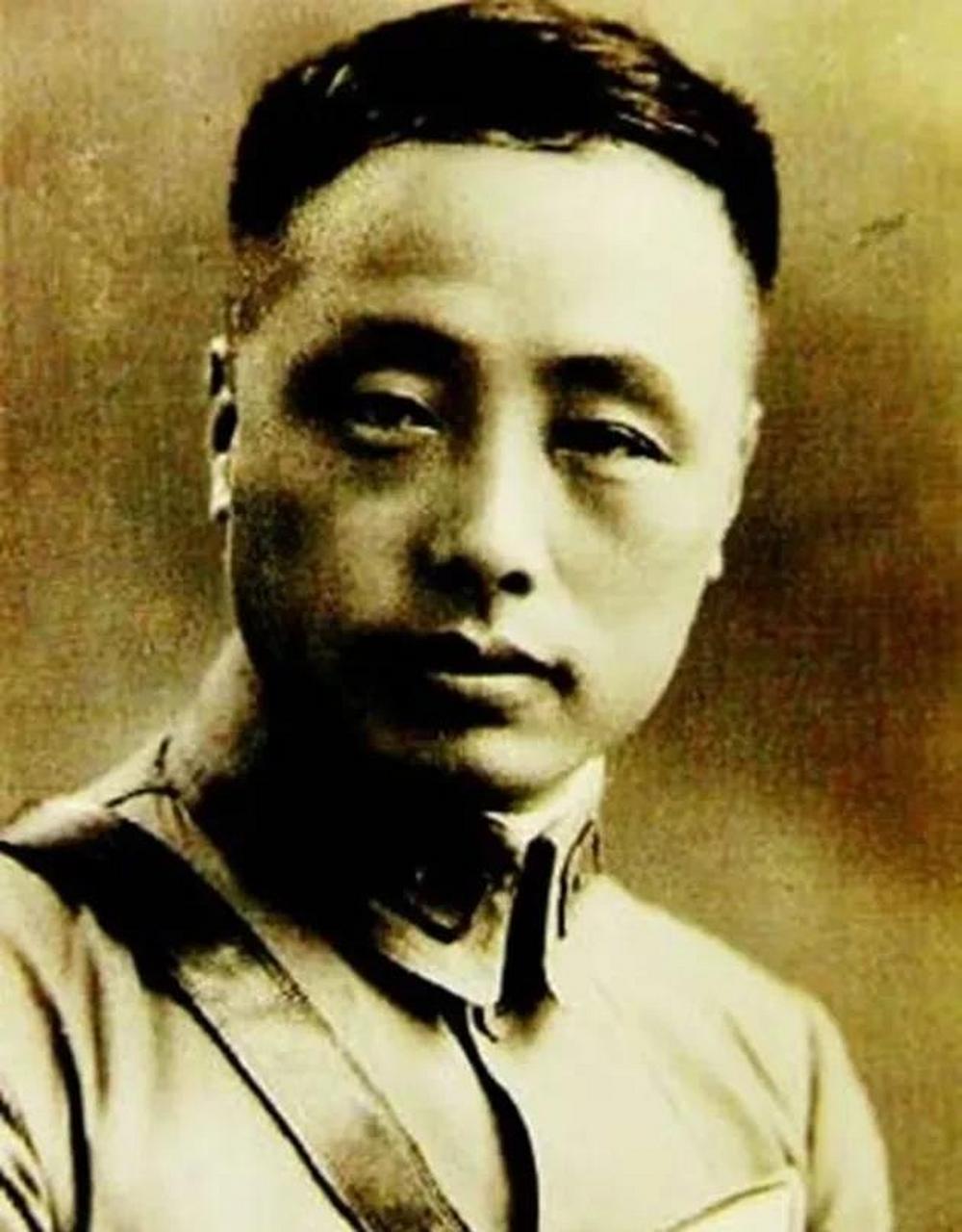 国民党整编第四十九师中将师长王铁汉,在1946年夏,经历了他一生中最