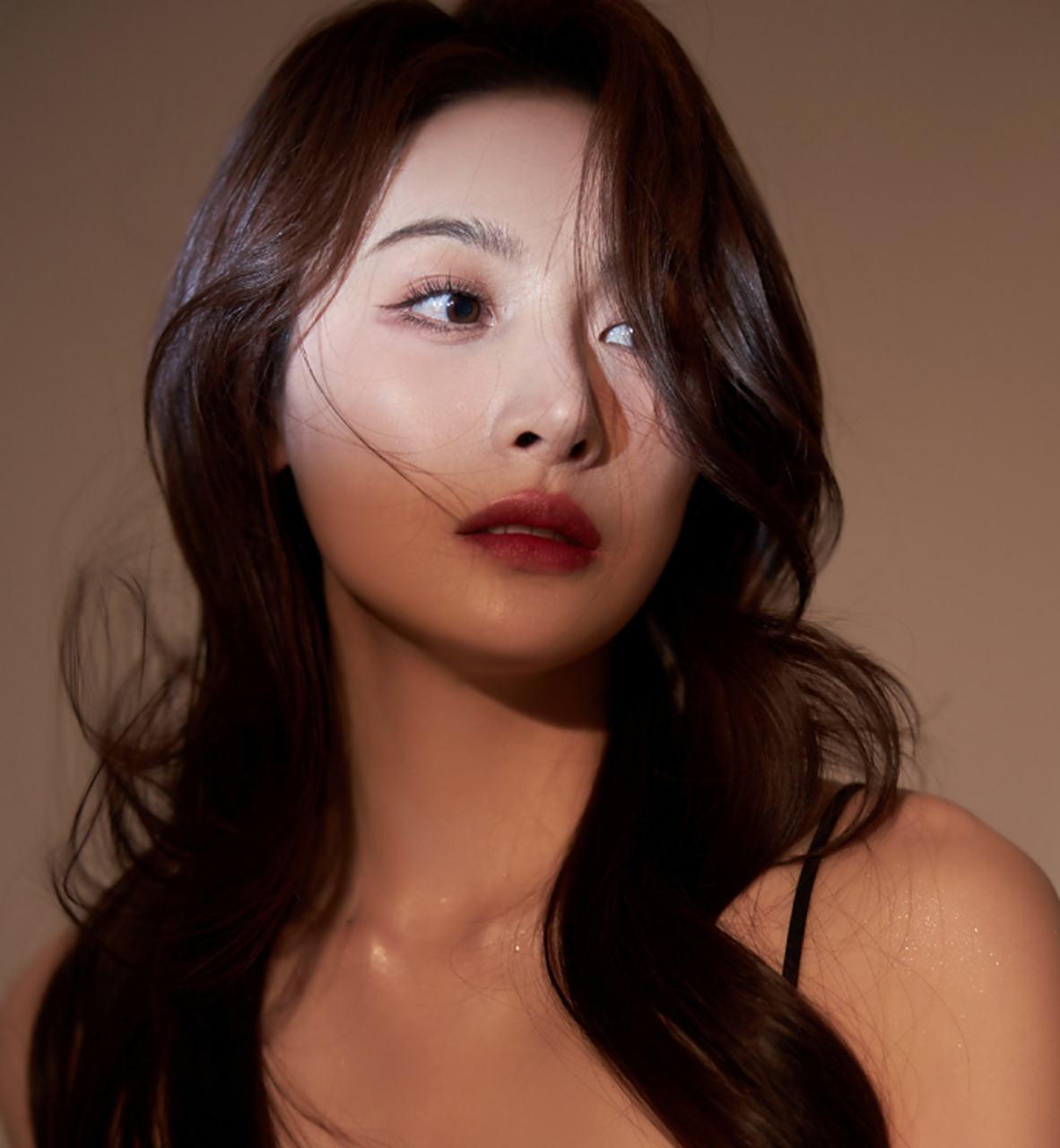 从5岁到30岁,隆妮的出现,弥补了温州女明星的缺憾!