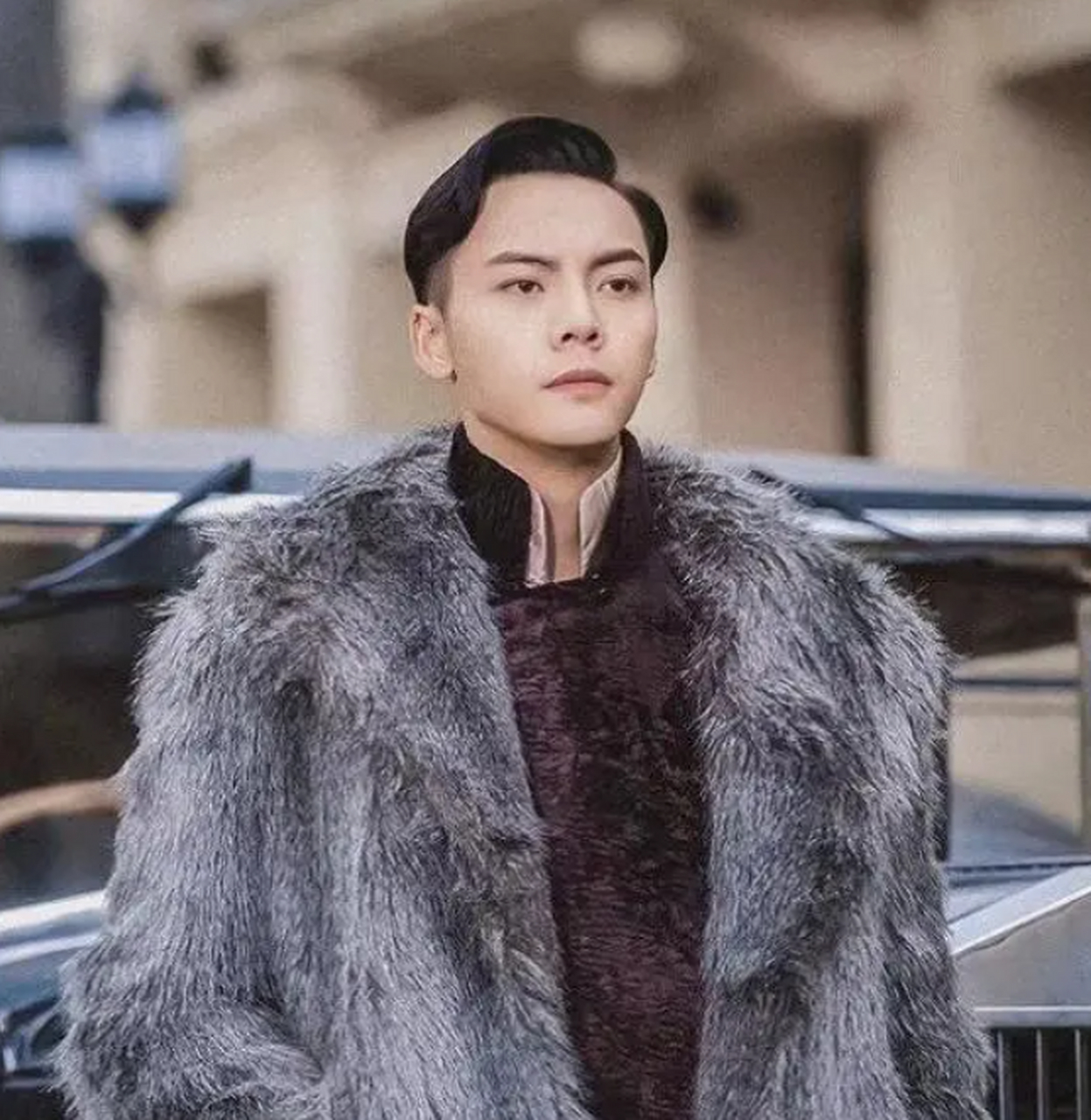 由陈伟霆继续出演张大佛爷当然是一件很好的事情,但是其余的人物都换