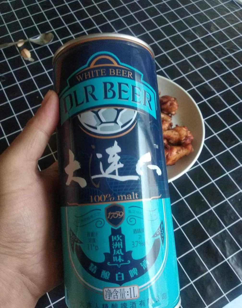 做为大连人自然要喝大连出的啤酒,不过像凯龙,黑狮和干啤这些,说实话