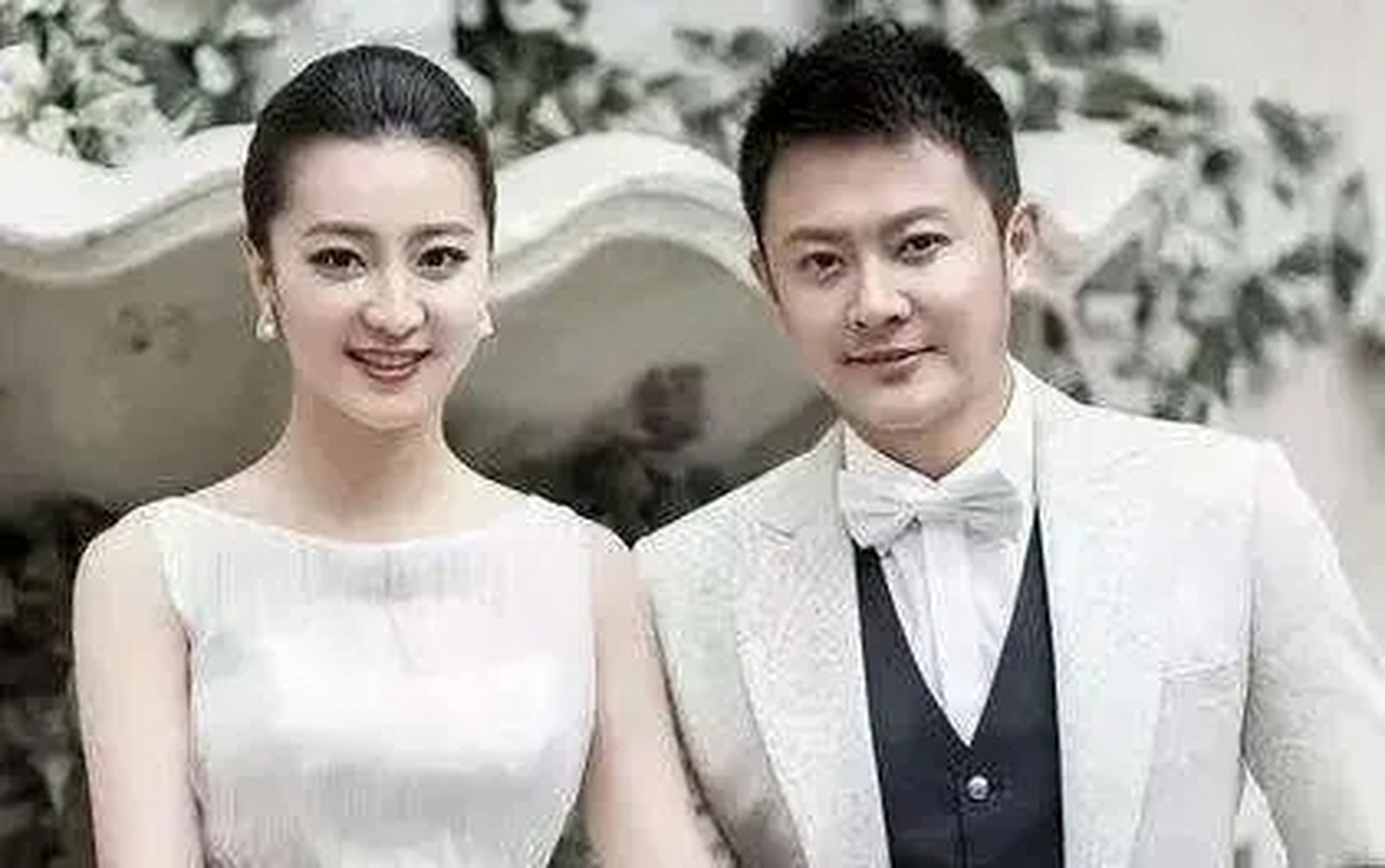 那年,印小天花费400万,迎娶了豪门"白富美"哈琳娜,她承诺嫁妆1500万