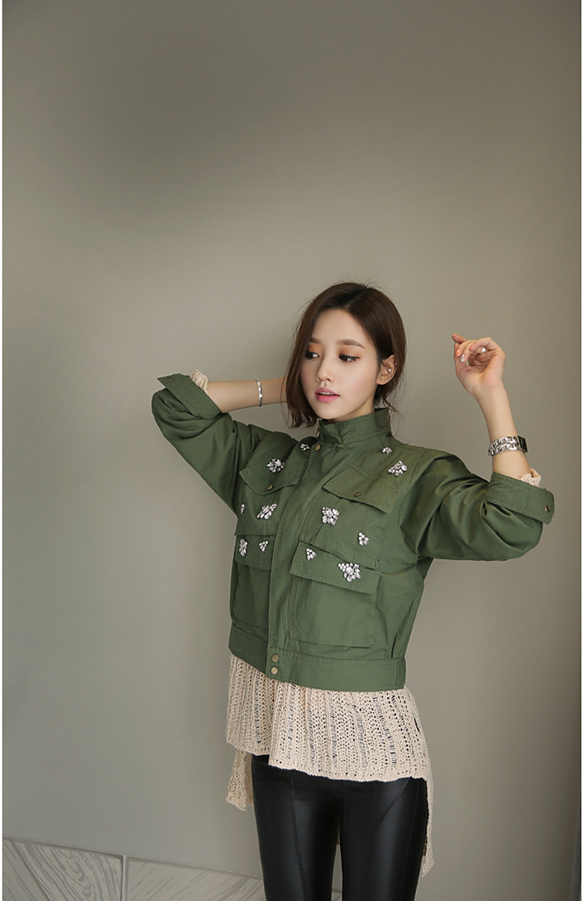 孙允珠时尚写真:齐腰米色网状镂空针织内衣#女神孙允珠# #清纯美女