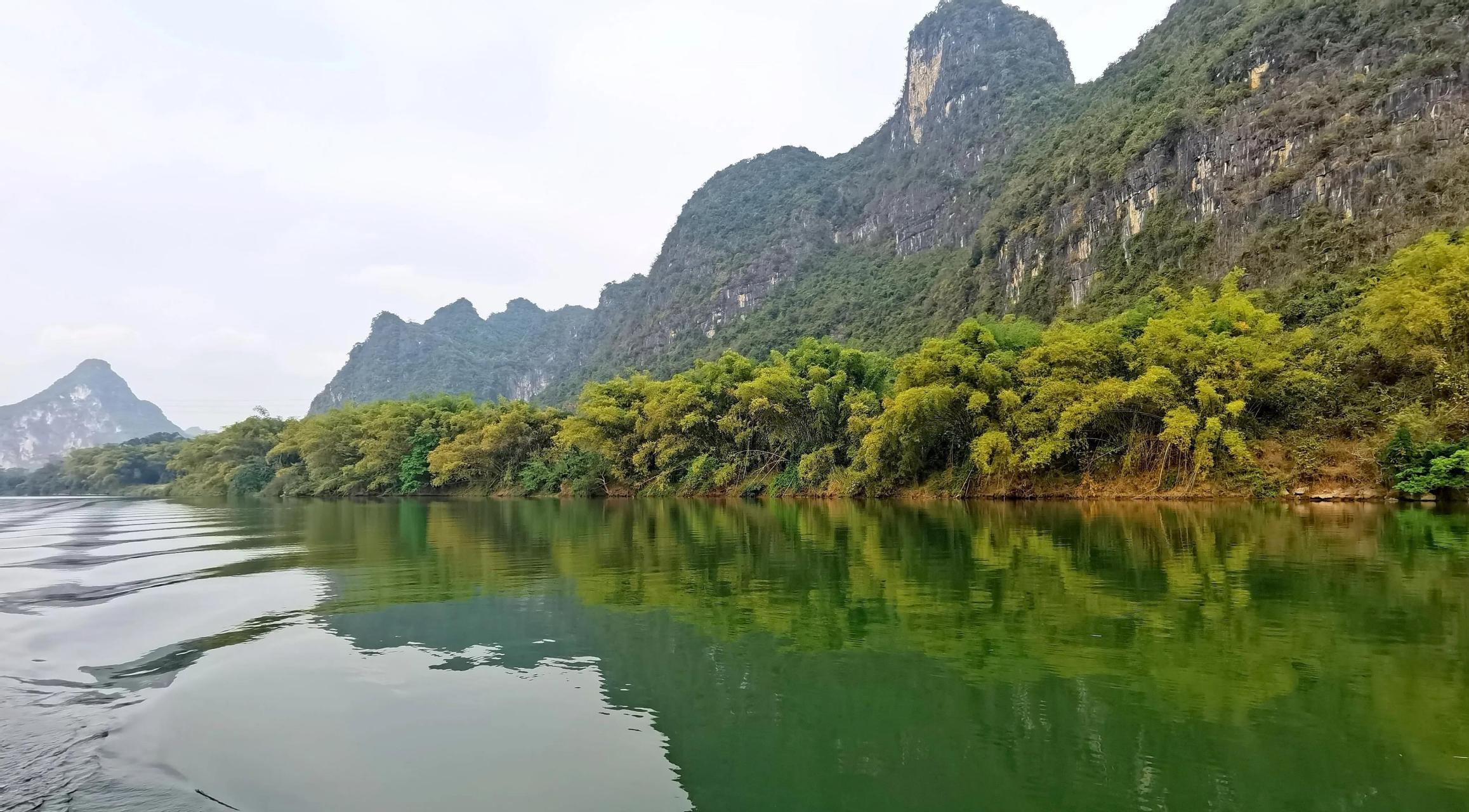 【画中游】广西左江花山岩画沿途风光. 手机原创.