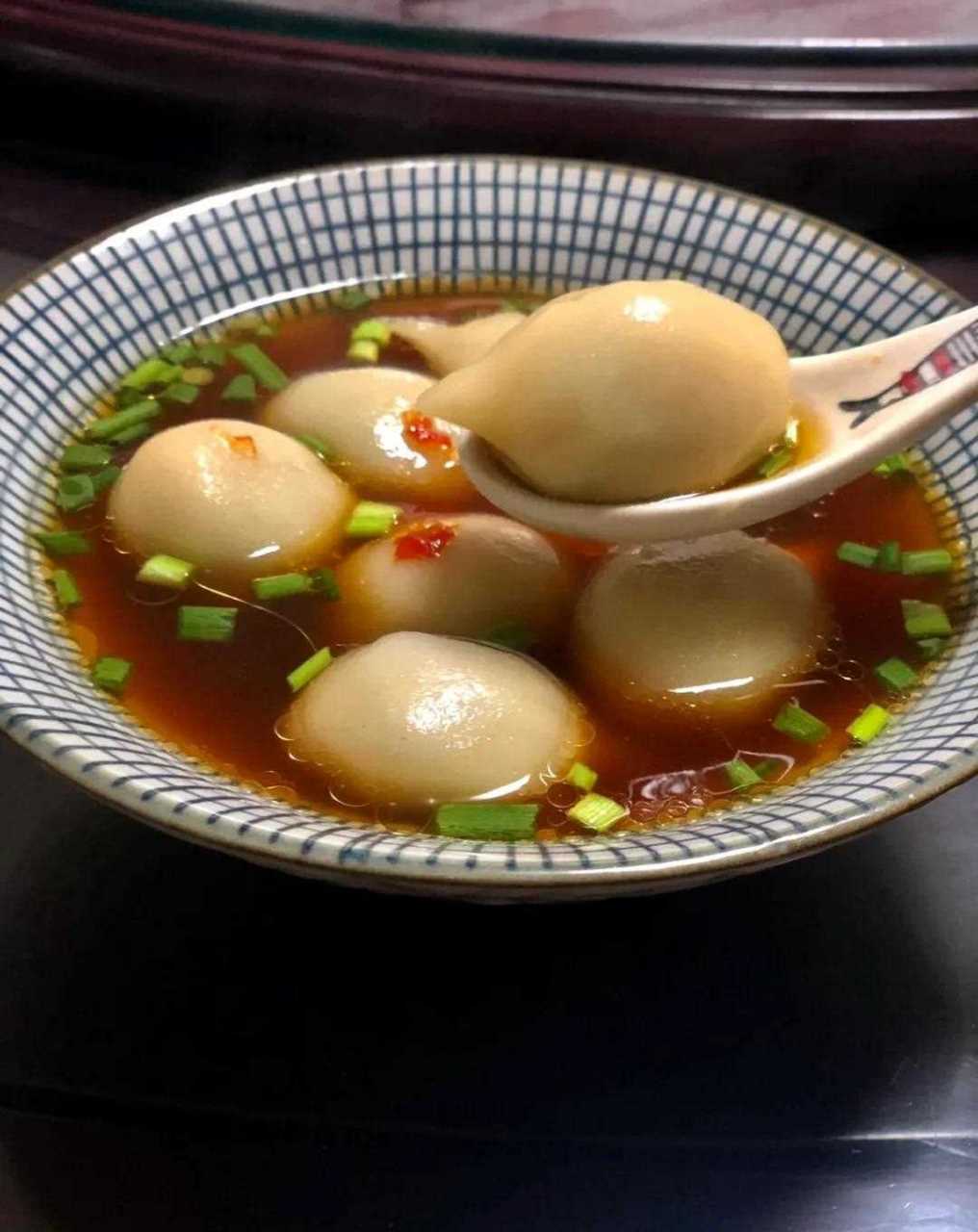 今晚吃家乡味,最具兰溪特色小吃的民间美食:尖尖嘴咸汤圆.