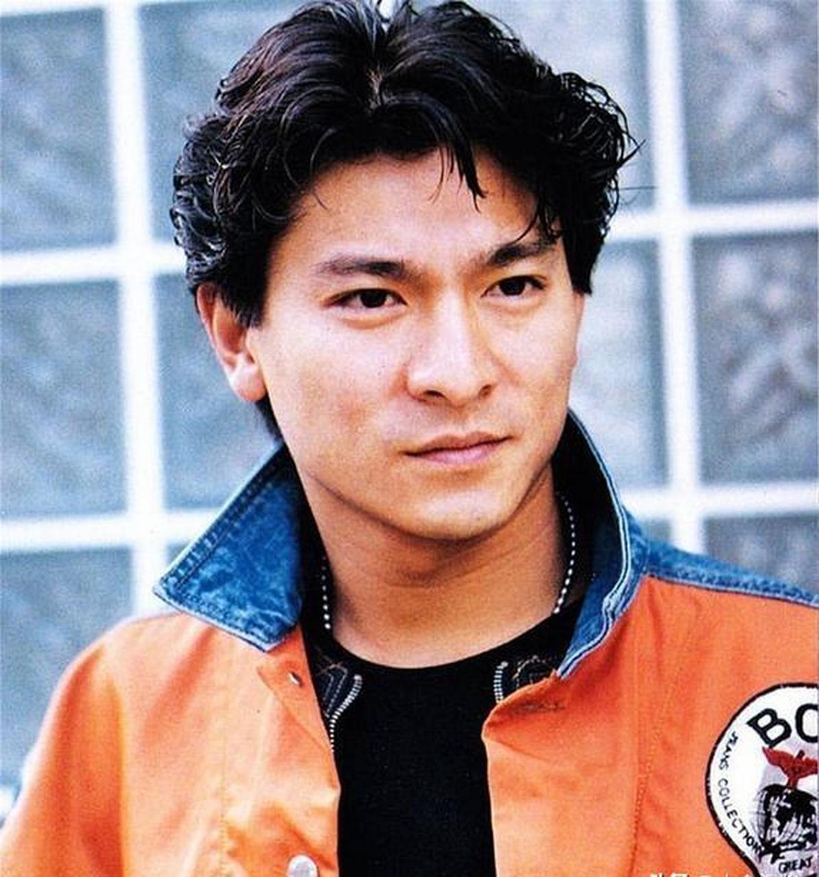 领动计划# 1995年,刘德华做生意失败,欠下4000w债务,走投无路的他