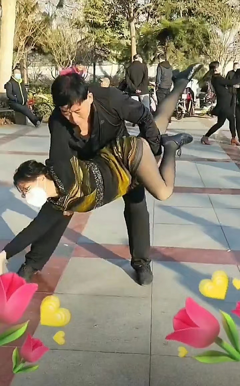 养老金高就是好,广场舞随便挑